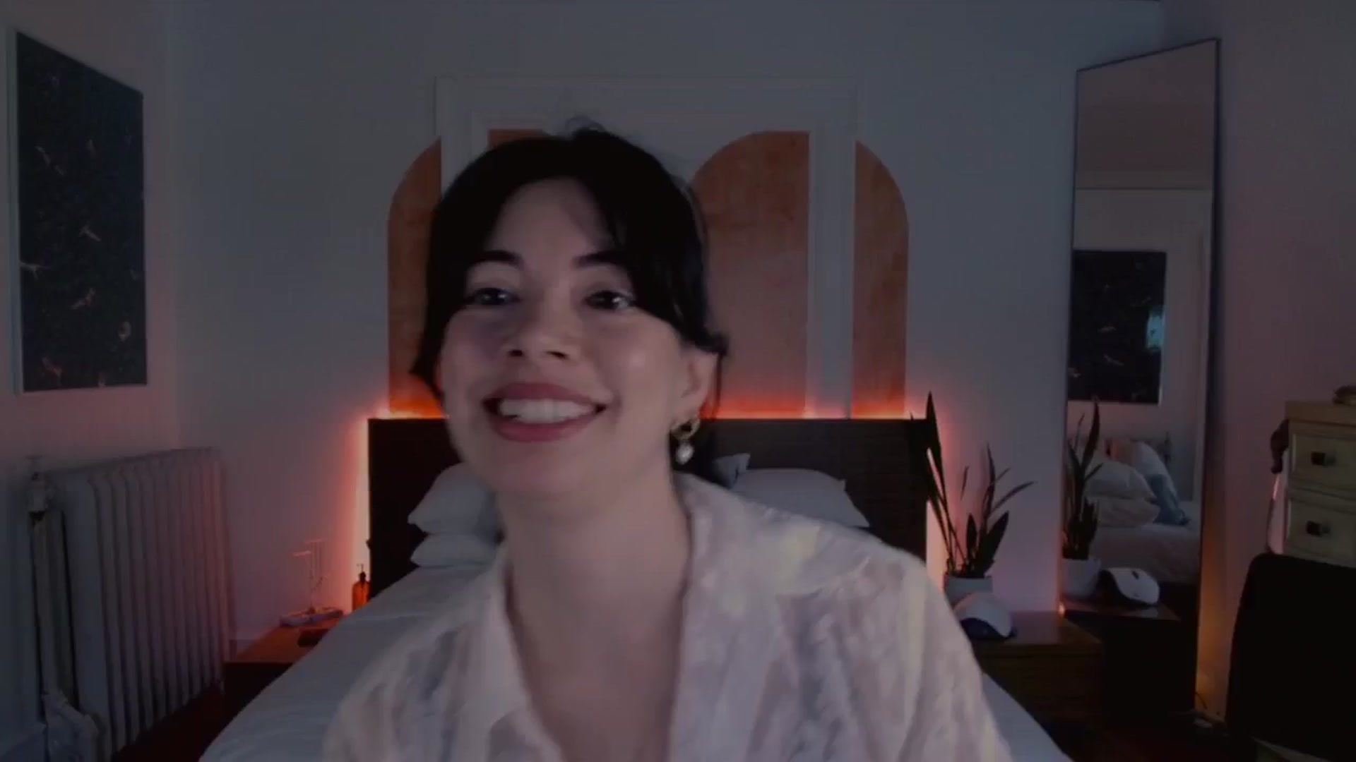 Gallery image thumbnail from MiaHathaway's myfreecams stream on, 02/19/2025, 19:11 image 6 of 20