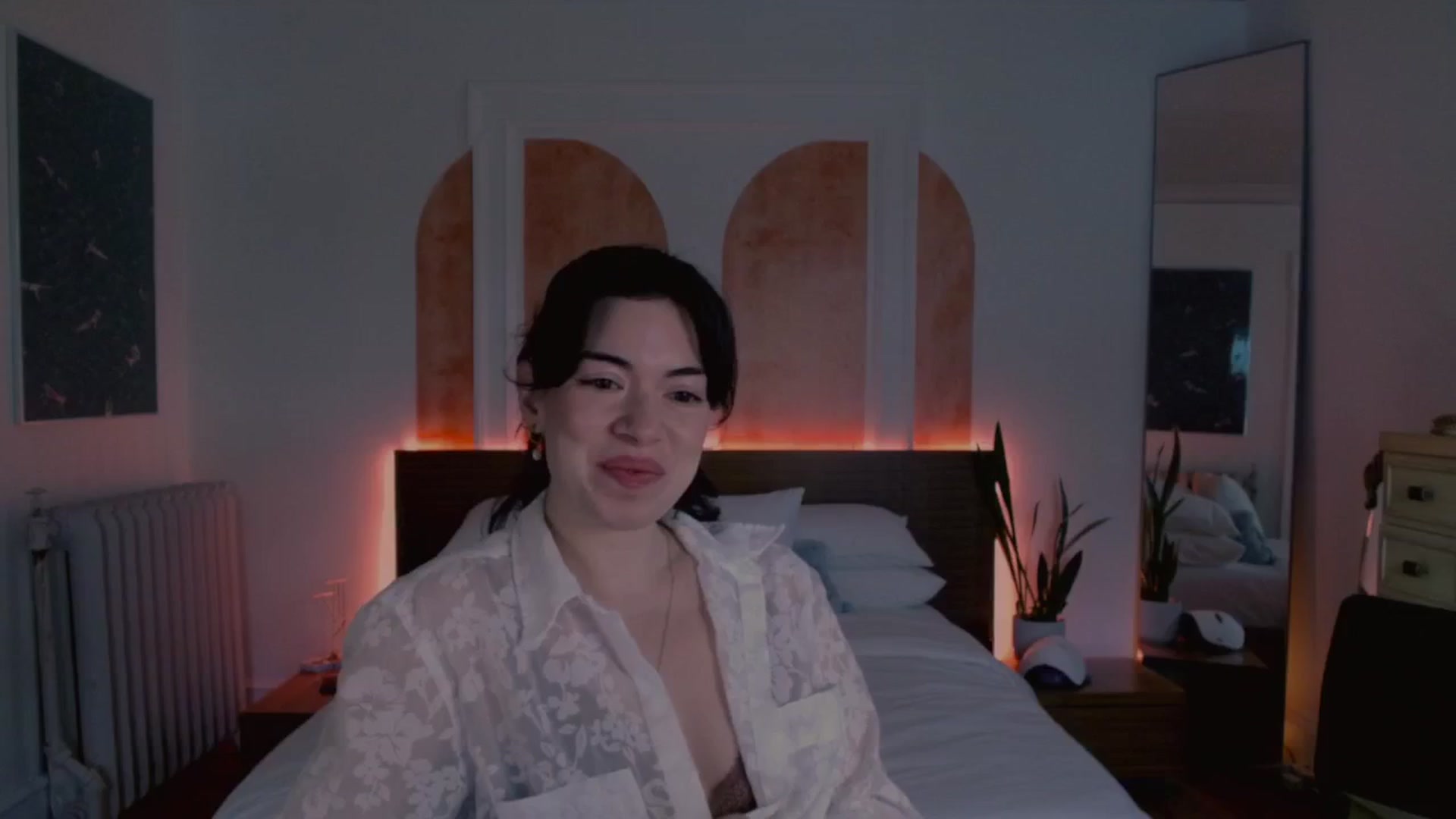 Gallery image thumbnail from MiaHathaway's myfreecams stream on, 02/19/2025, 19:11 image 11 of 20
