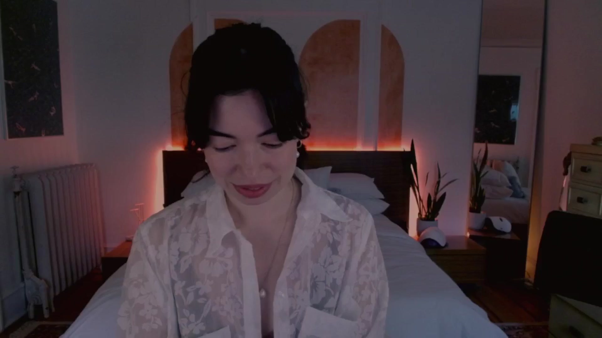 Gallery image thumbnail from MiaHathaway's myfreecams stream on, 02/19/2025, 19:11 image 1 of 20