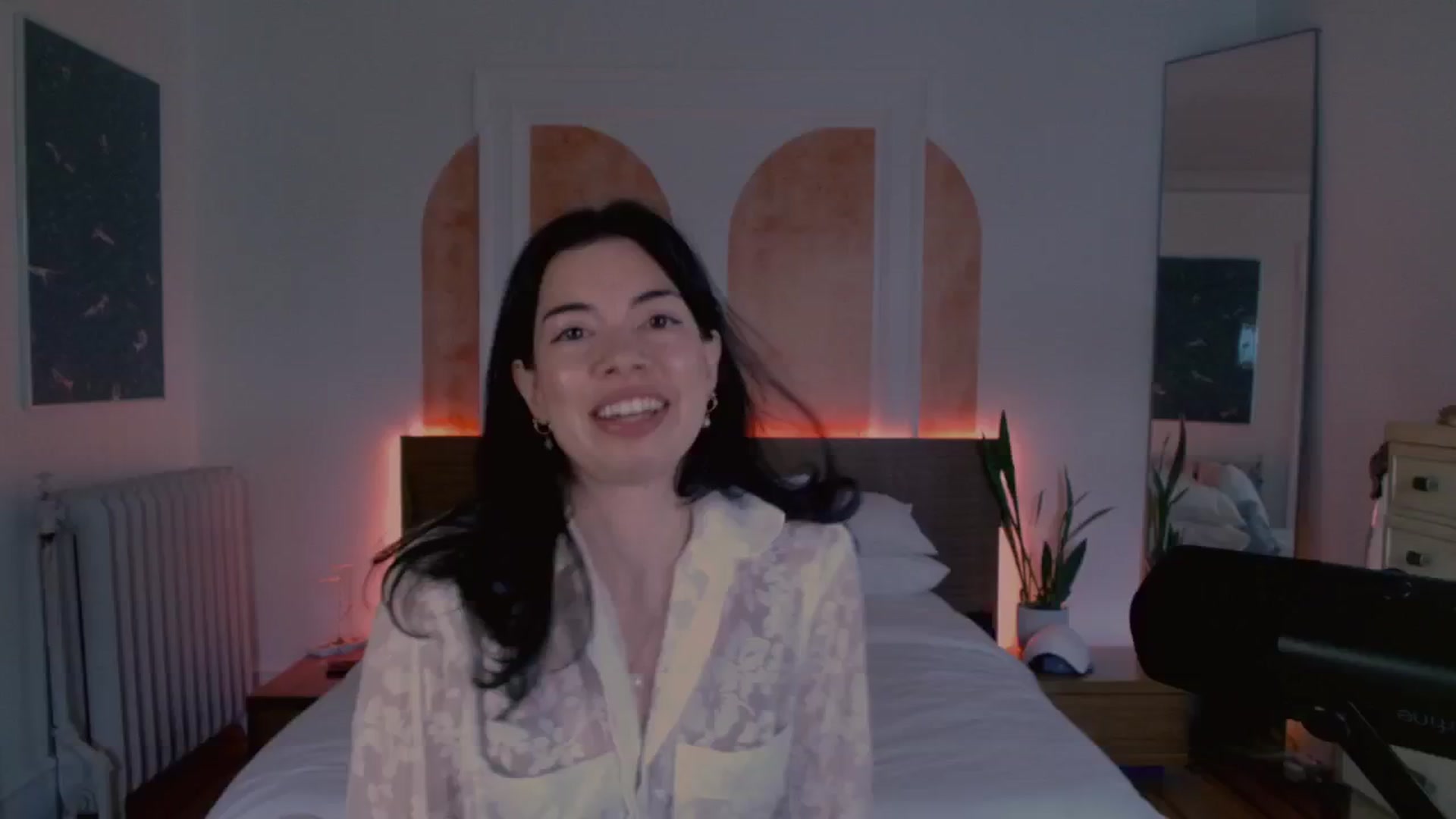 Gallery image thumbnail from MiaHathaway's myfreecams stream on, 02/19/2025, 21:11 image 16 of 20