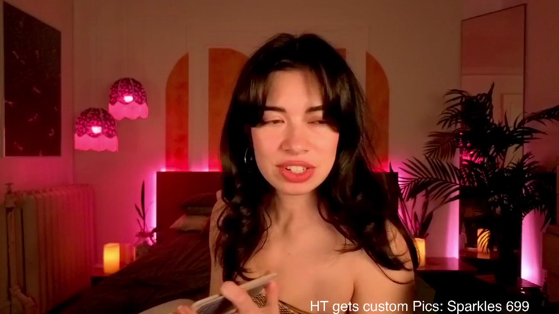 Gallery image thumbnail from MiaHathaway's myfreecams stream on, 04/04/2025, 05:29 image 12 of 20