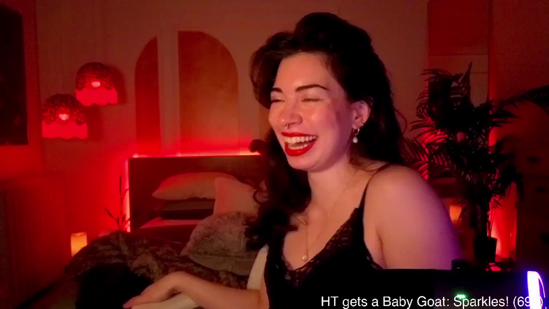 Gallery image thumbnail from MiaHathaway's myfreecams stream on, 04/11/2025, 05:30 image 4 of 20