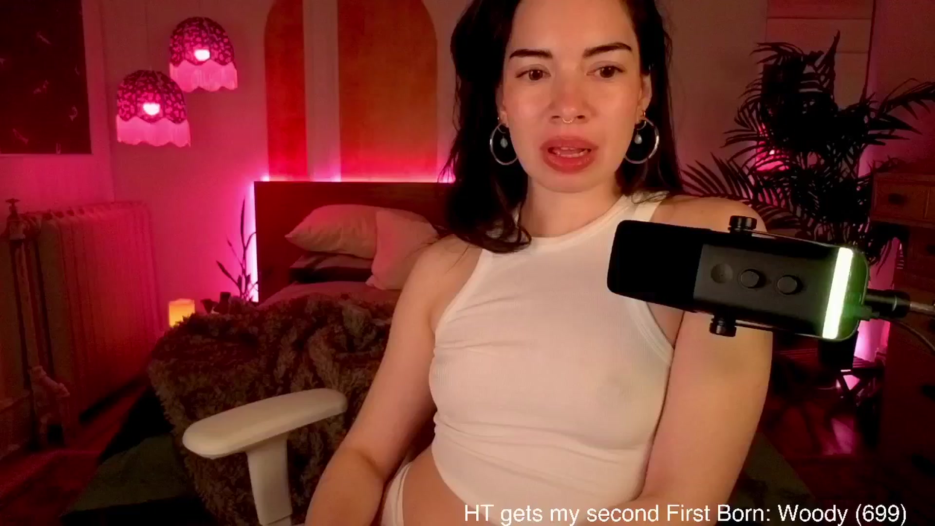 Gallery image thumbnail from MiaHathaway's myfreecams stream on, 04/14/2025, 06:55 image 13 of 20