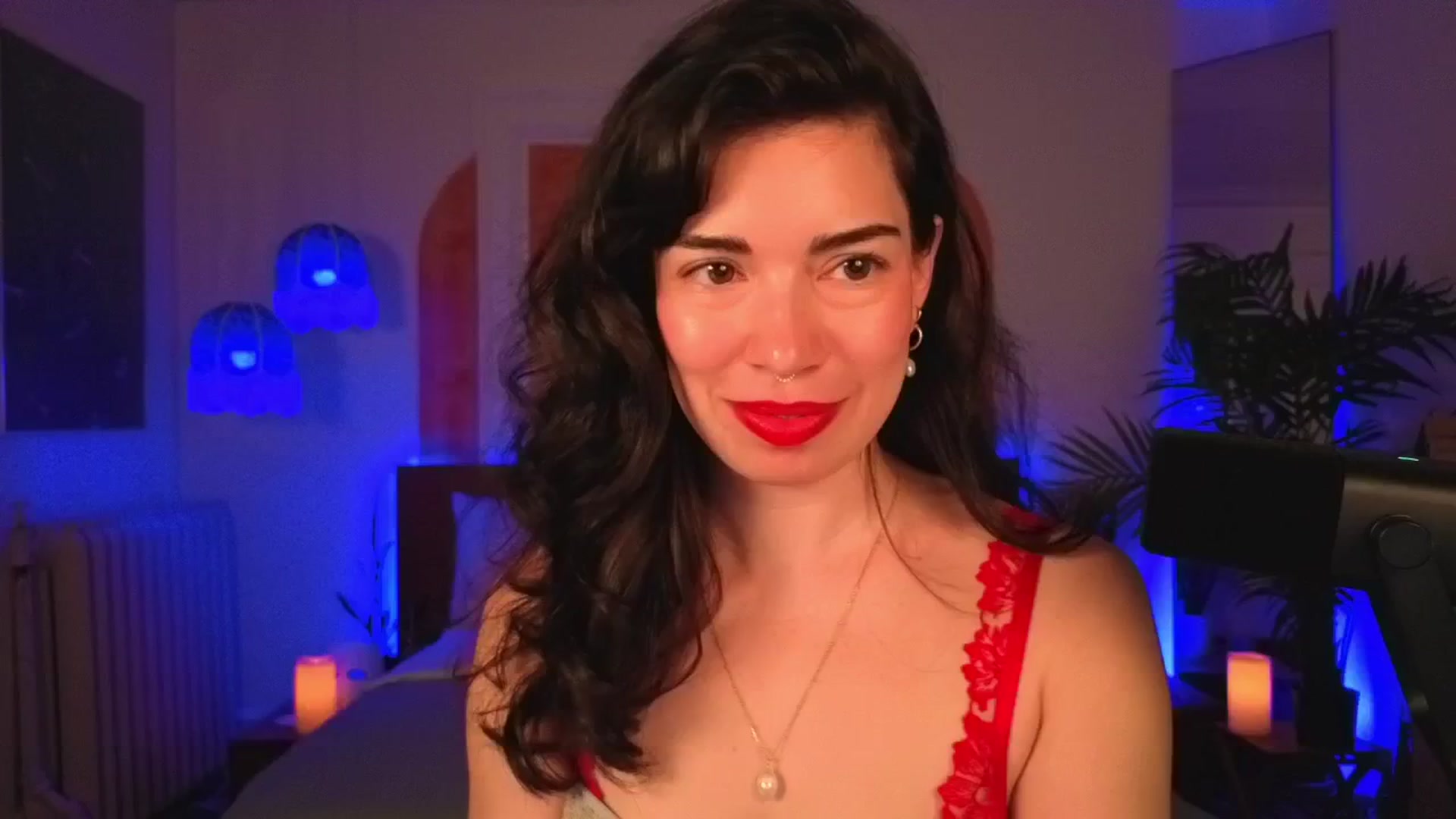 Gallery image thumbnail from MiaHathaway's myfreecams stream on, 04/27/2025, 06:19 image 18 of 20