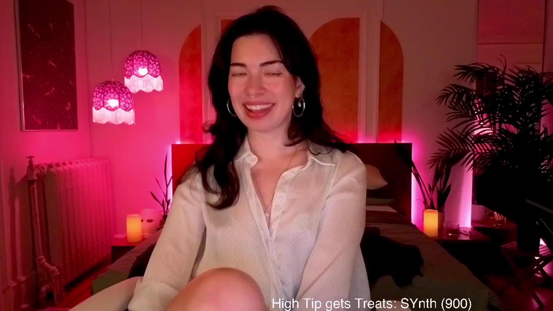 Gallery image thumbnail from MiaHathaway's myfreecams stream on, 05/02/2025, 05:58 image 5 of 20