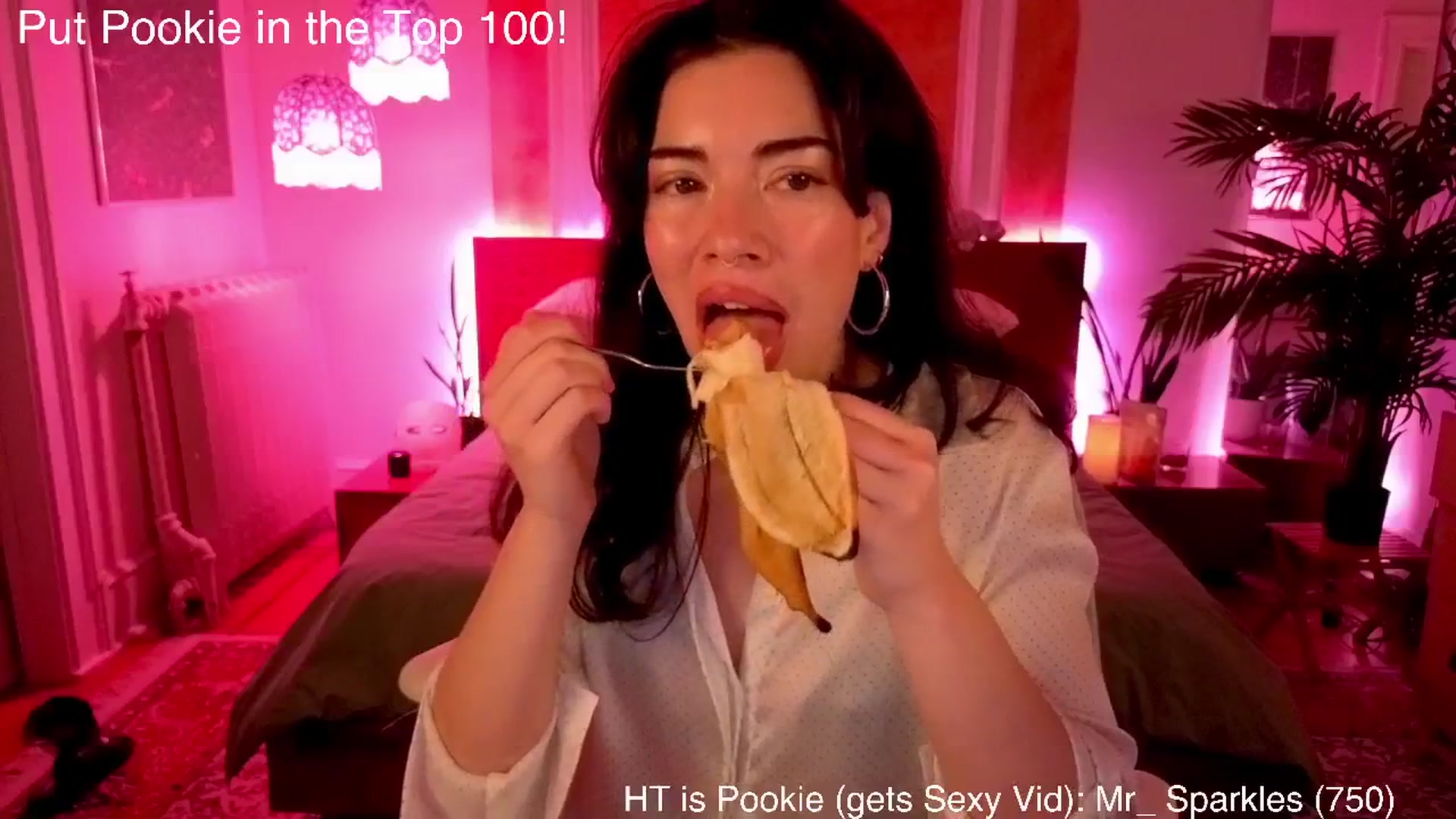 Gallery image thumbnail from MiaHathaway's myfreecams stream on, 05/11/2025, 05:03 image 15 of 20