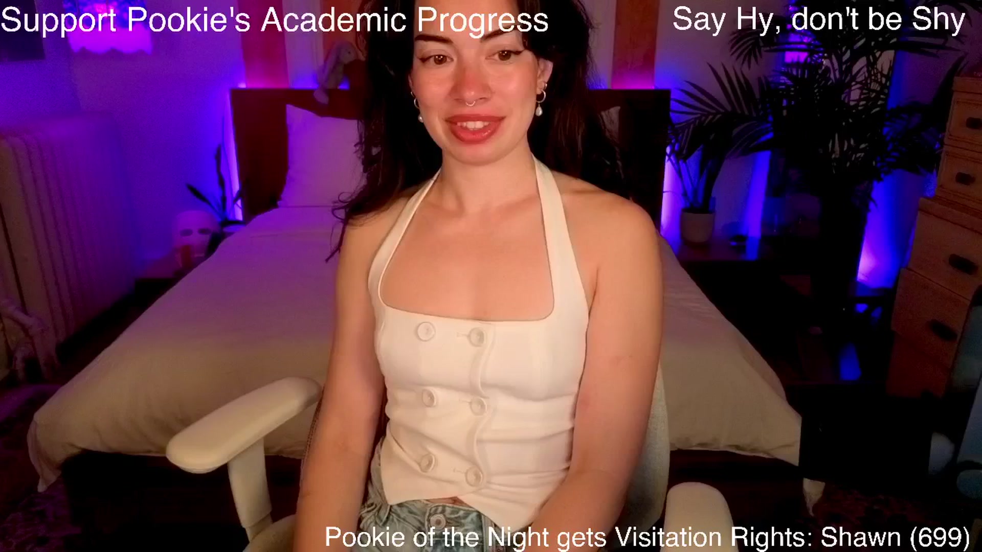 Gallery image thumbnail from MiaHathaway's myfreecams stream on, 06/16/2025, 06:16 image 5 of 20