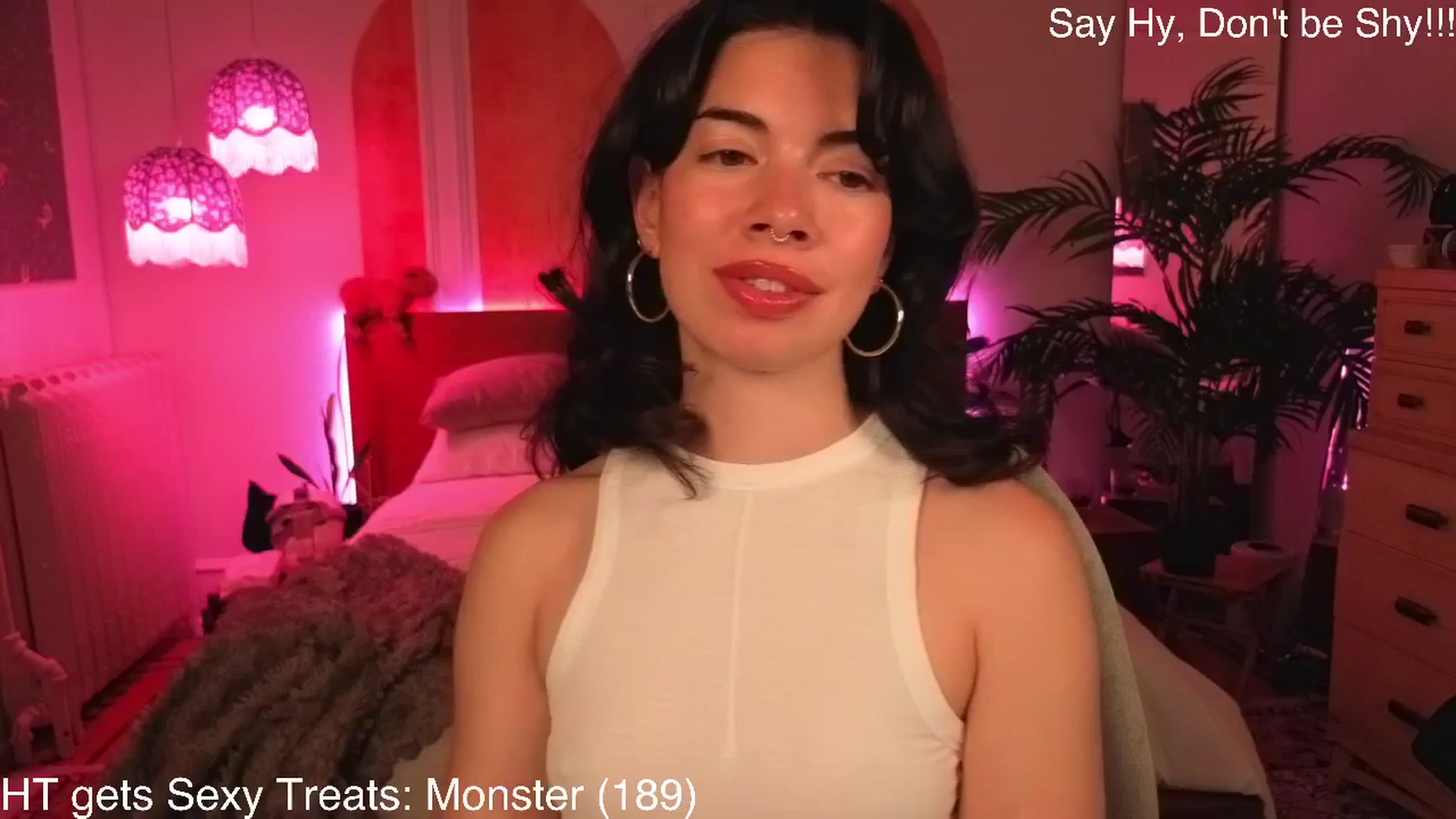 Gallery image thumbnail from MiaHathaway's myfreecams stream on, 07/09/2025, 04:28 image 5 of 20