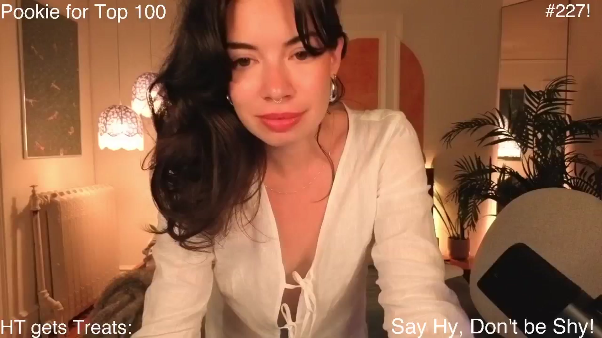Gallery image thumbnail from MiaHathaway's myfreecams stream on, 08/14/2025, 05:58 image 5 of 20