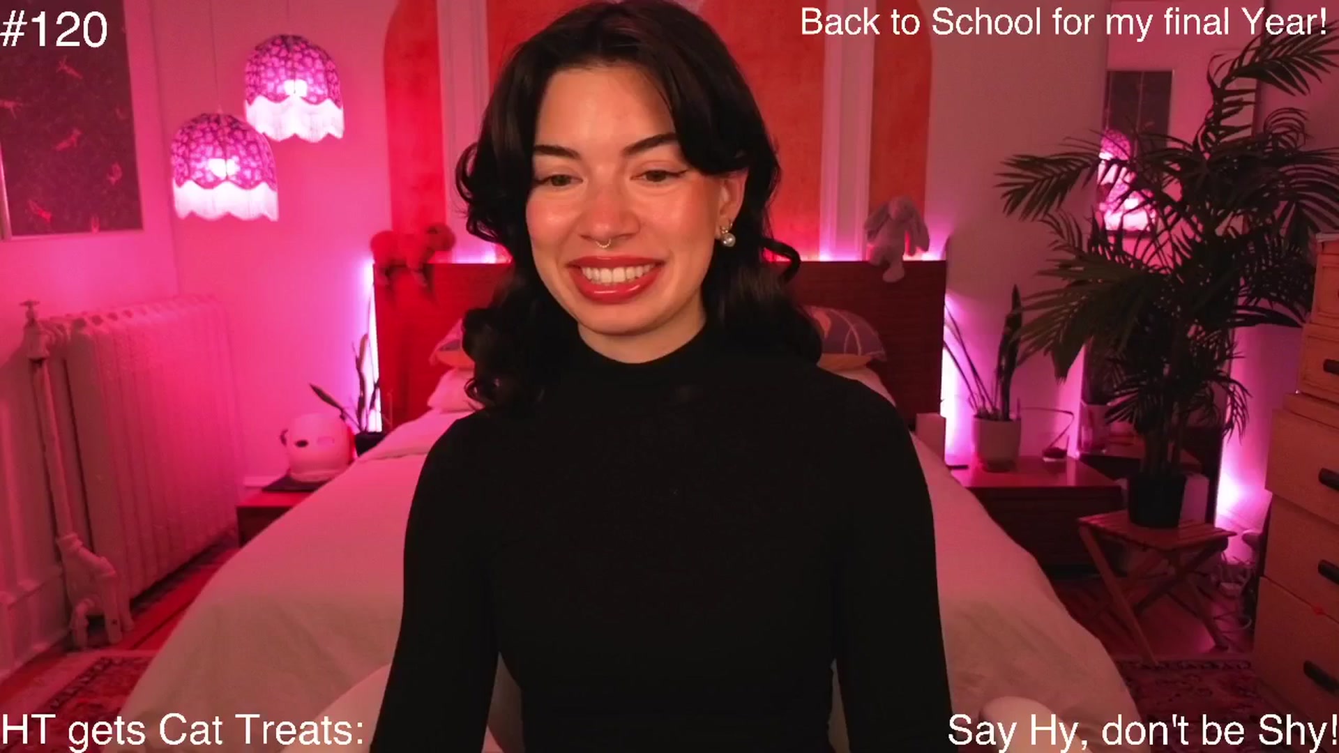 Gallery image thumbnail from MiaHathaway's myfreecams stream on, 09/05/2025, 04:10 image 1 of 20