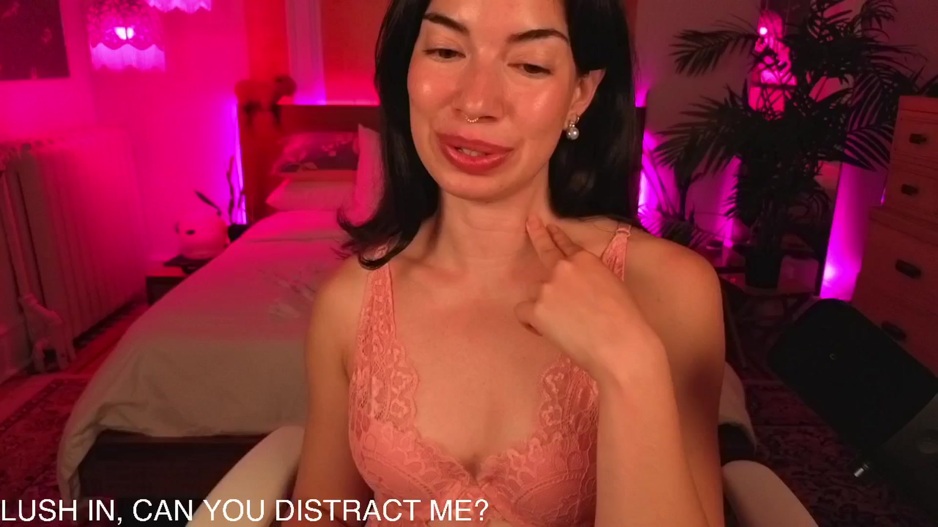 Gallery image thumbnail from MiaHathaway's myfreecams stream on, 09/06/2025, 04:49 image 15 of 20