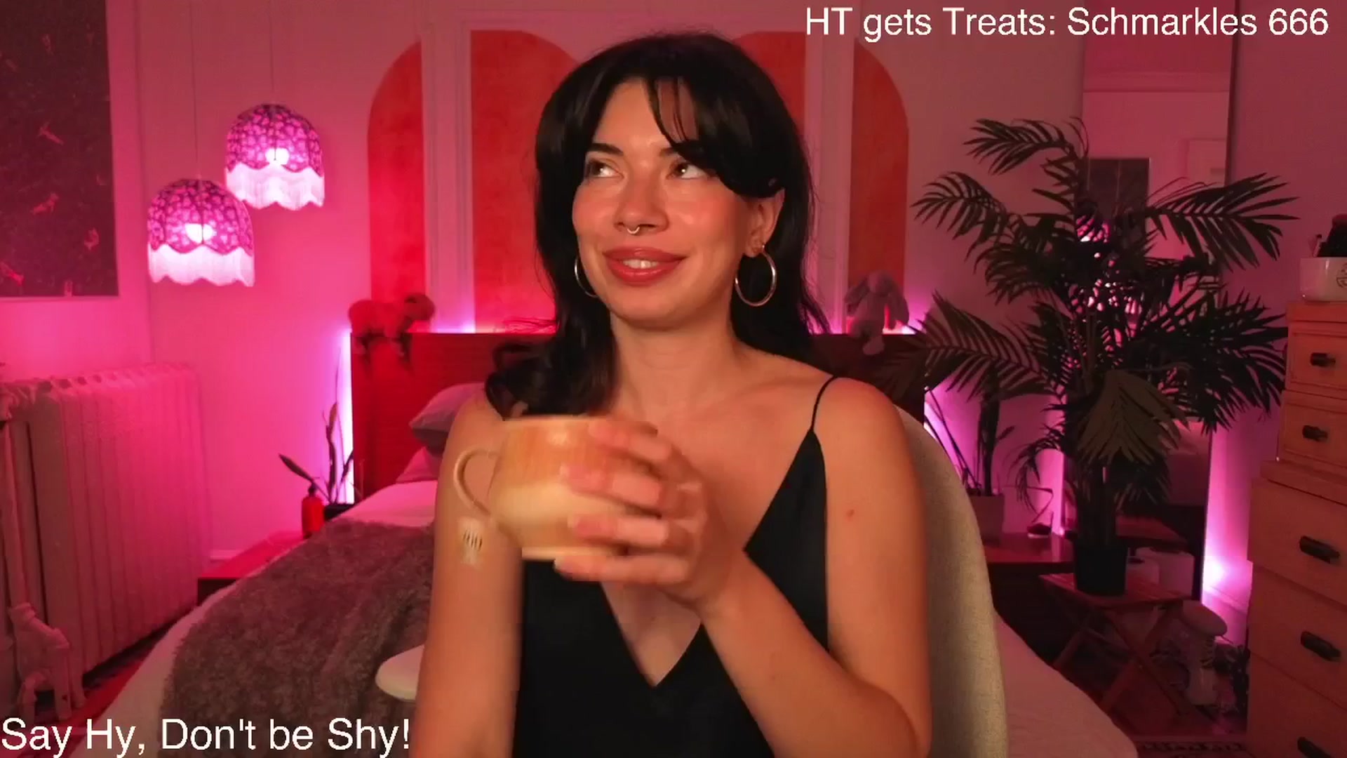 Gallery image thumbnail from MiaHathaway's myfreecams stream on, 09/16/2025, 05:08 image 8 of 20