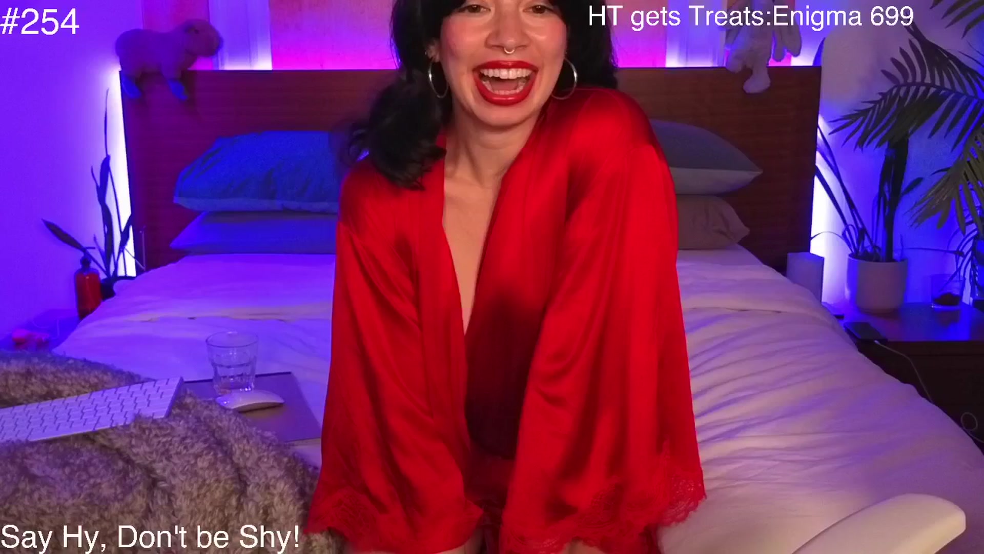 Gallery image thumbnail from MiaHathaway's myfreecams stream on, 09/17/2025, 04:42 image 20 of 20