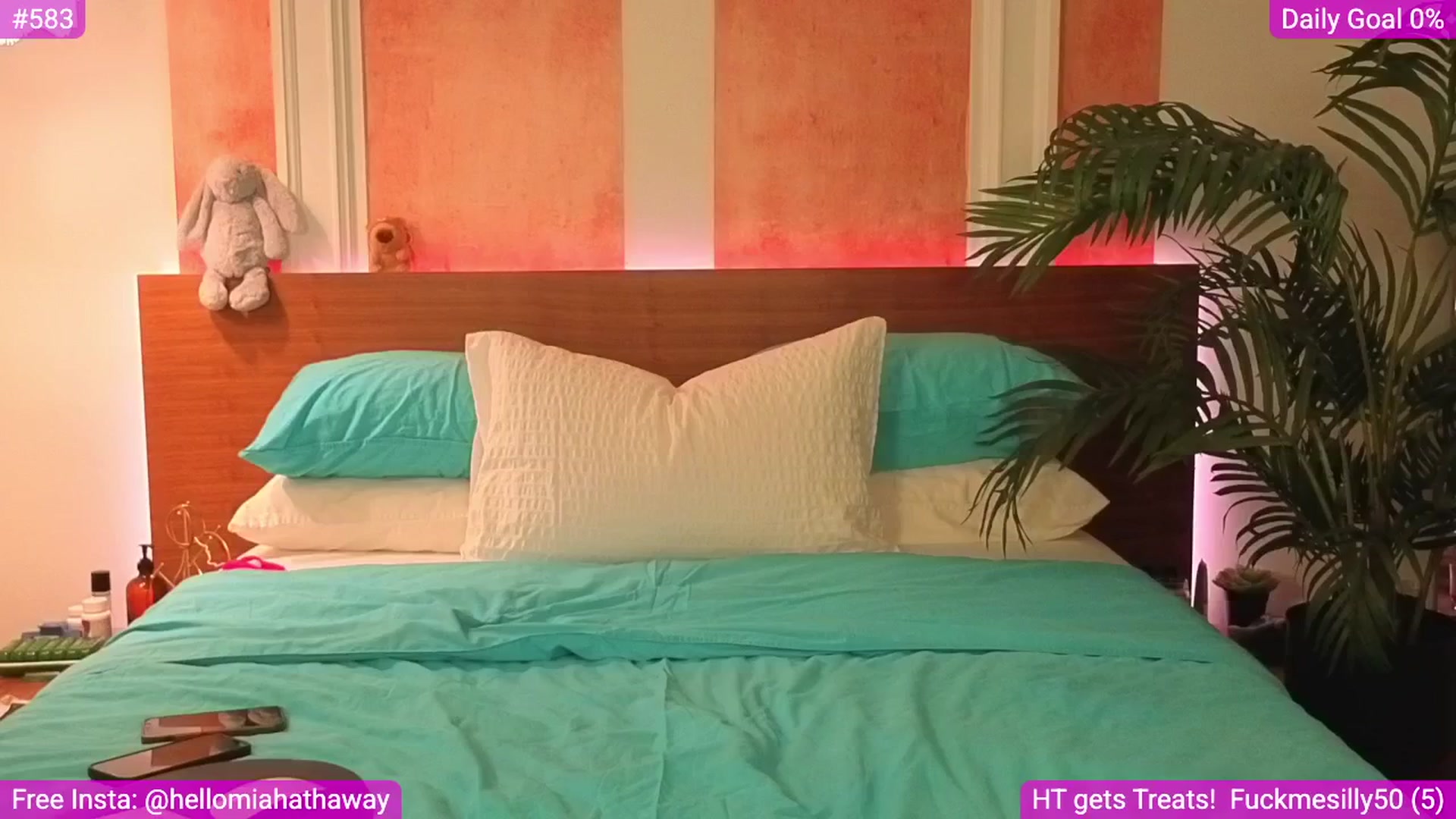 Gallery image thumbnail from MiaHathaway's myfreecams stream on, 04/16/2026, 04:26 image 6 of 20