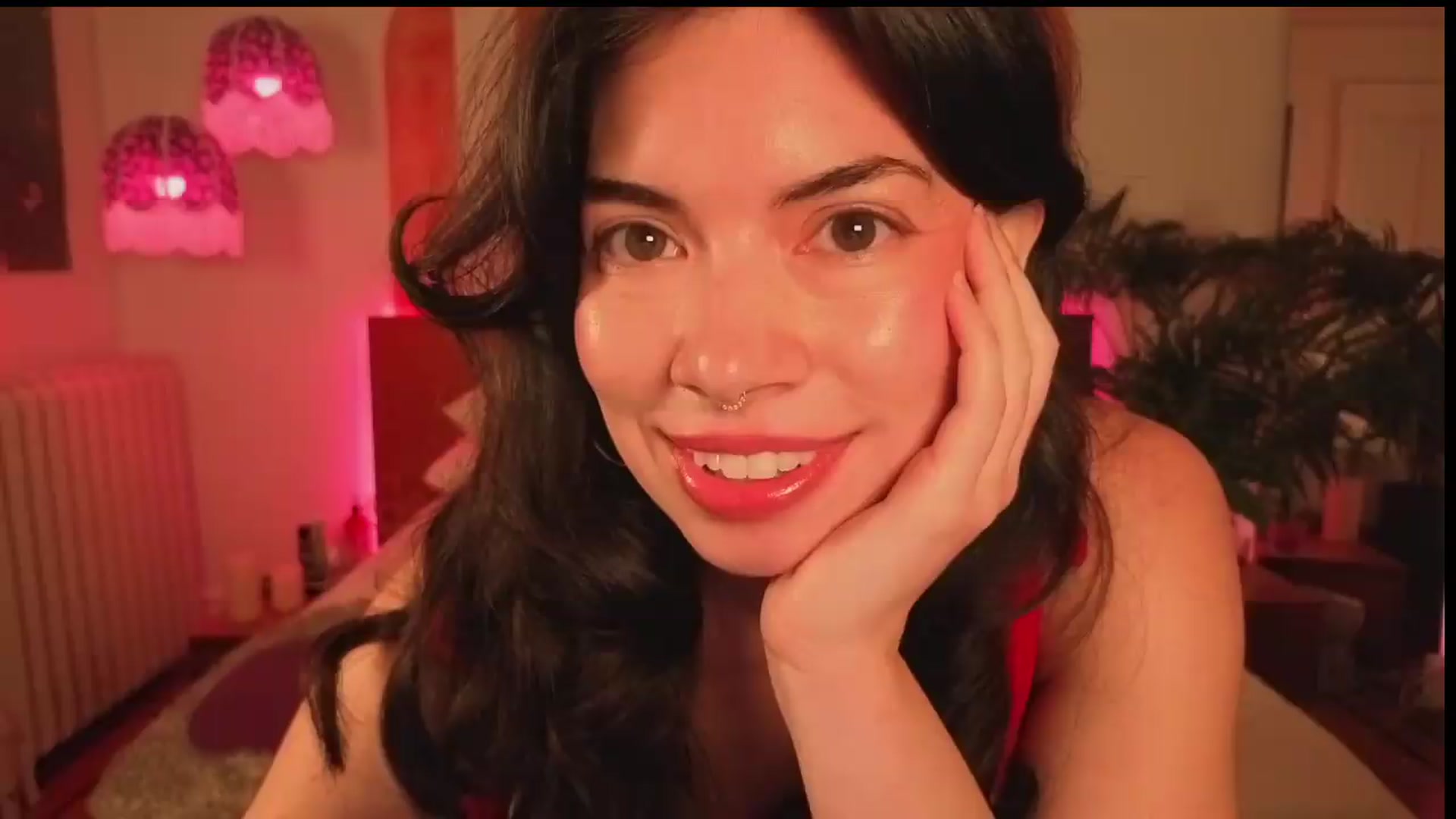 Gallery image thumbnail from MiaHathaway's myfreecams stream on, 05/17/2026, 06:43 image 3 of 20