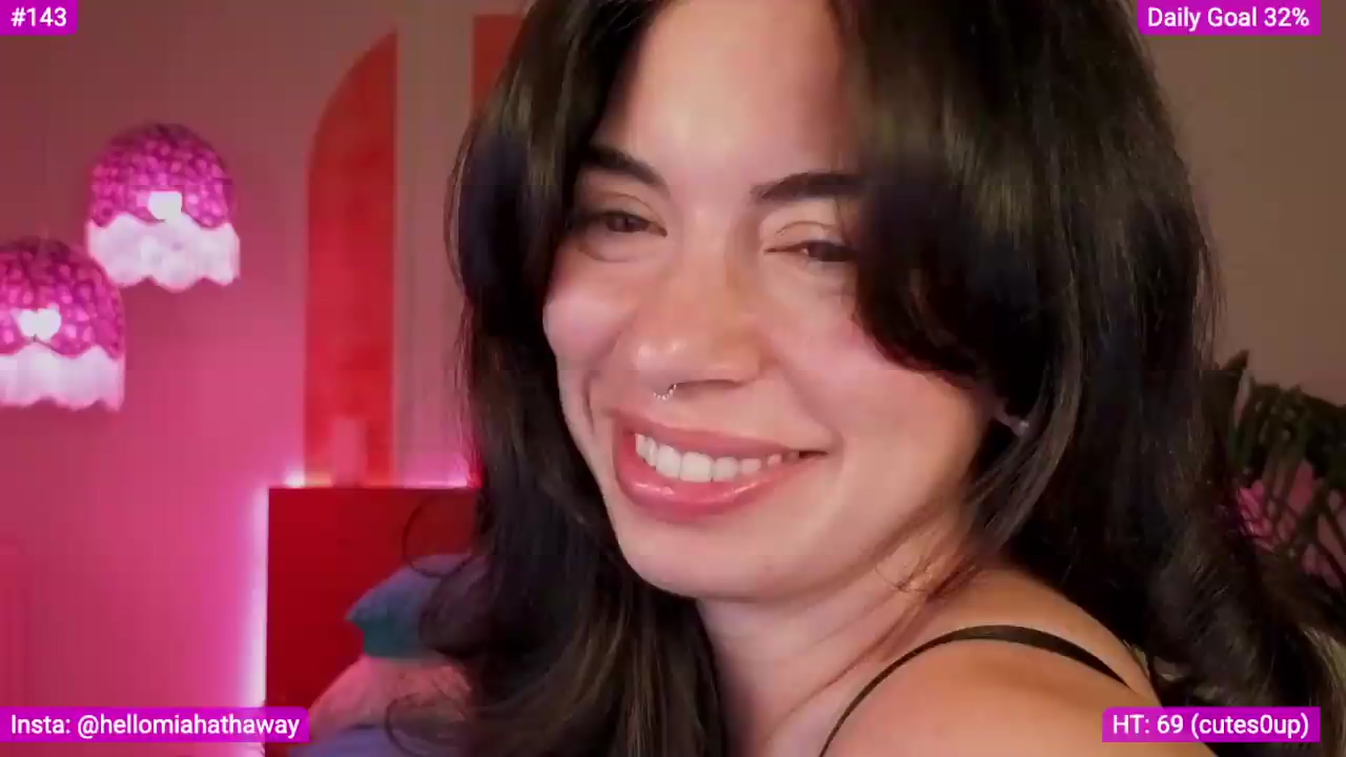 Gallery image thumbnail from MiaHathaway's myfreecams stream on, 07/18/2026, 06:03 image 11 of 20