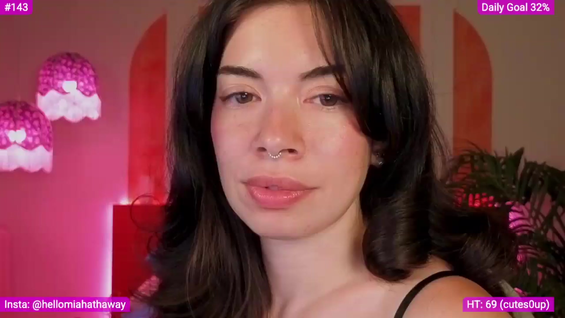 Gallery image thumbnail from MiaHathaway's myfreecams stream on, 07/18/2026, 06:03 image 10 of 20