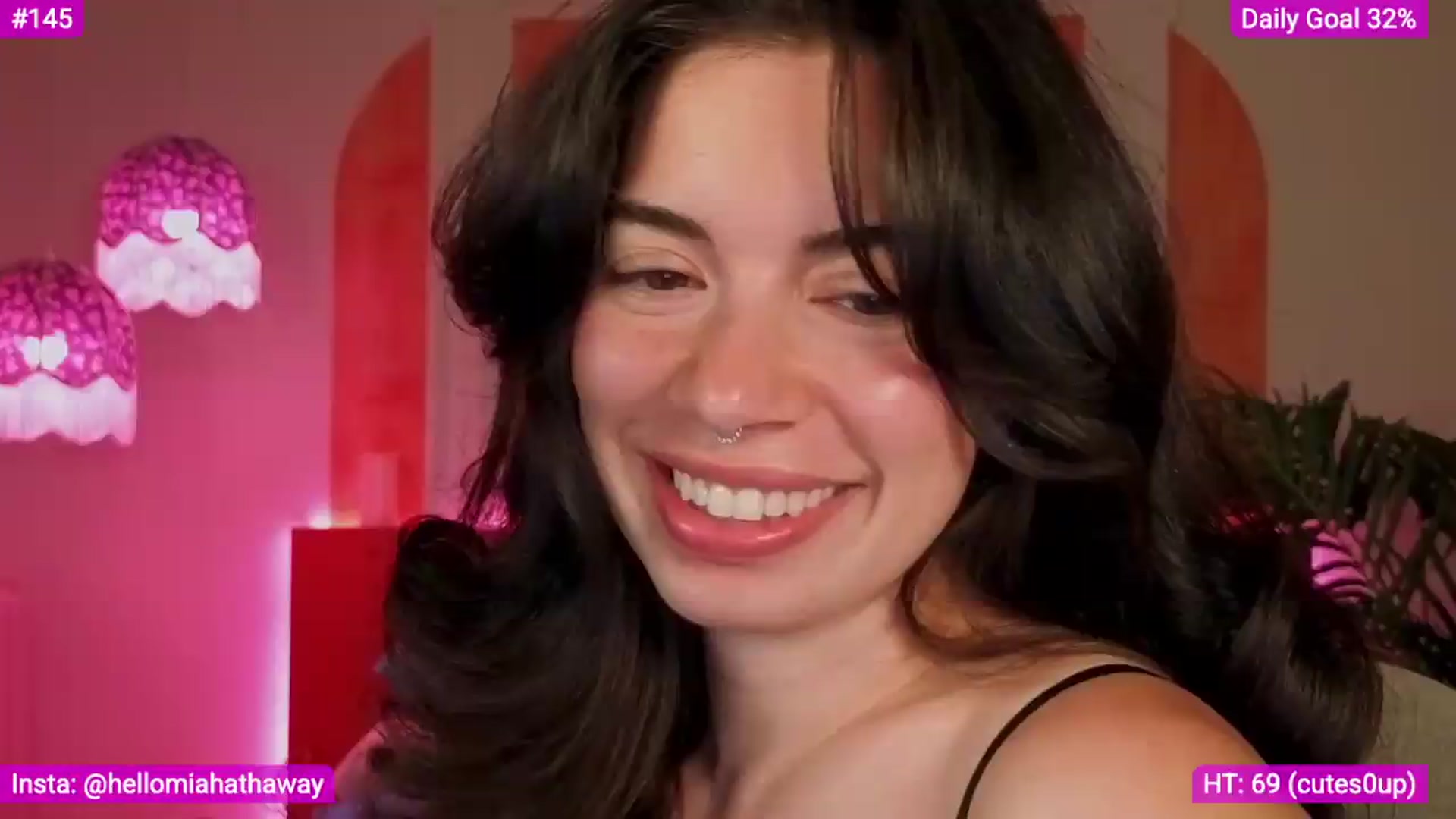 Gallery image thumbnail from MiaHathaway's myfreecams stream on, 07/18/2026, 06:03 image 16 of 20