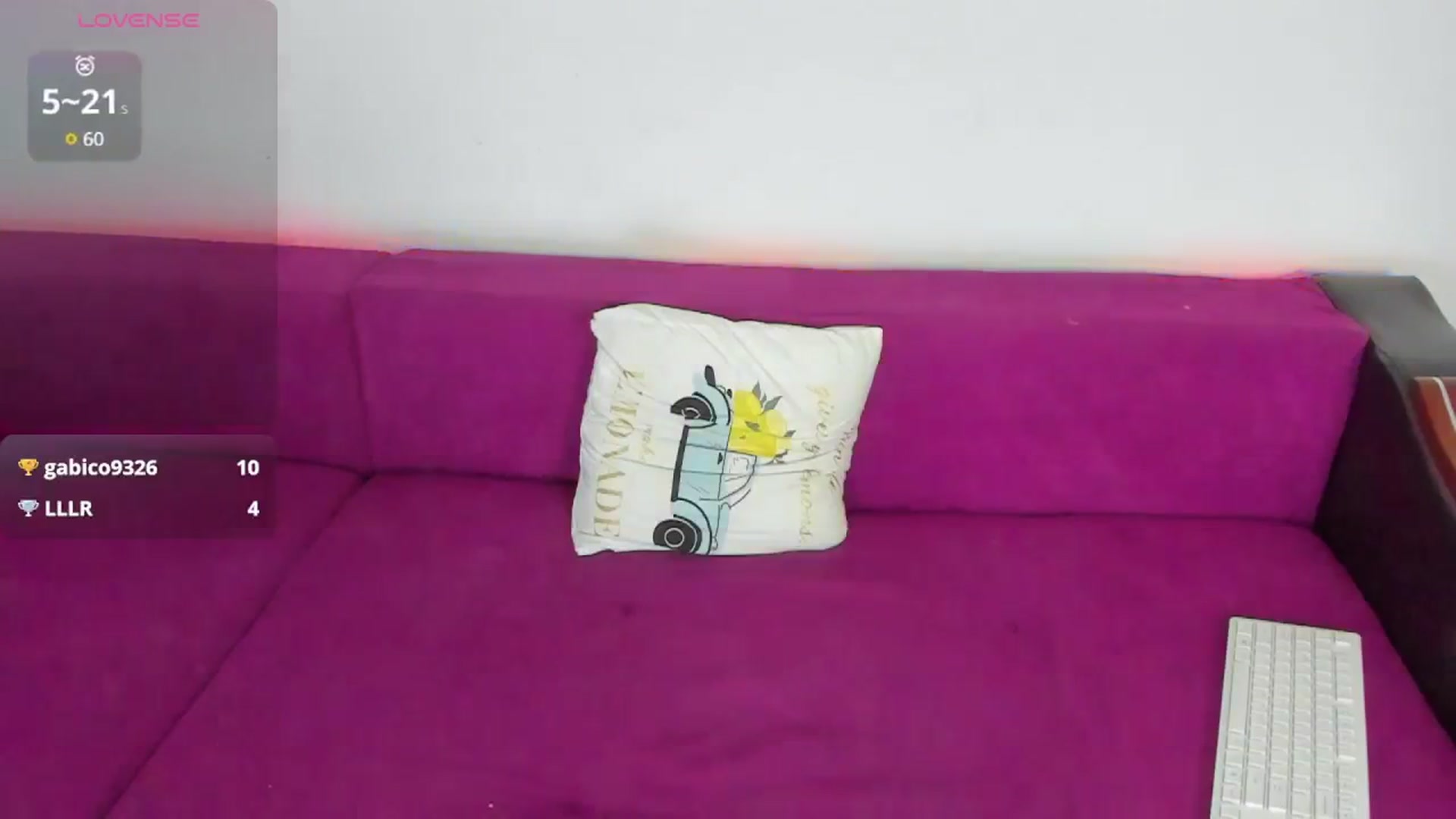 Gallery image thumbnail from MiaKitty's myfreecams stream on, 05/12/2025, 21:25 image 15 of 20