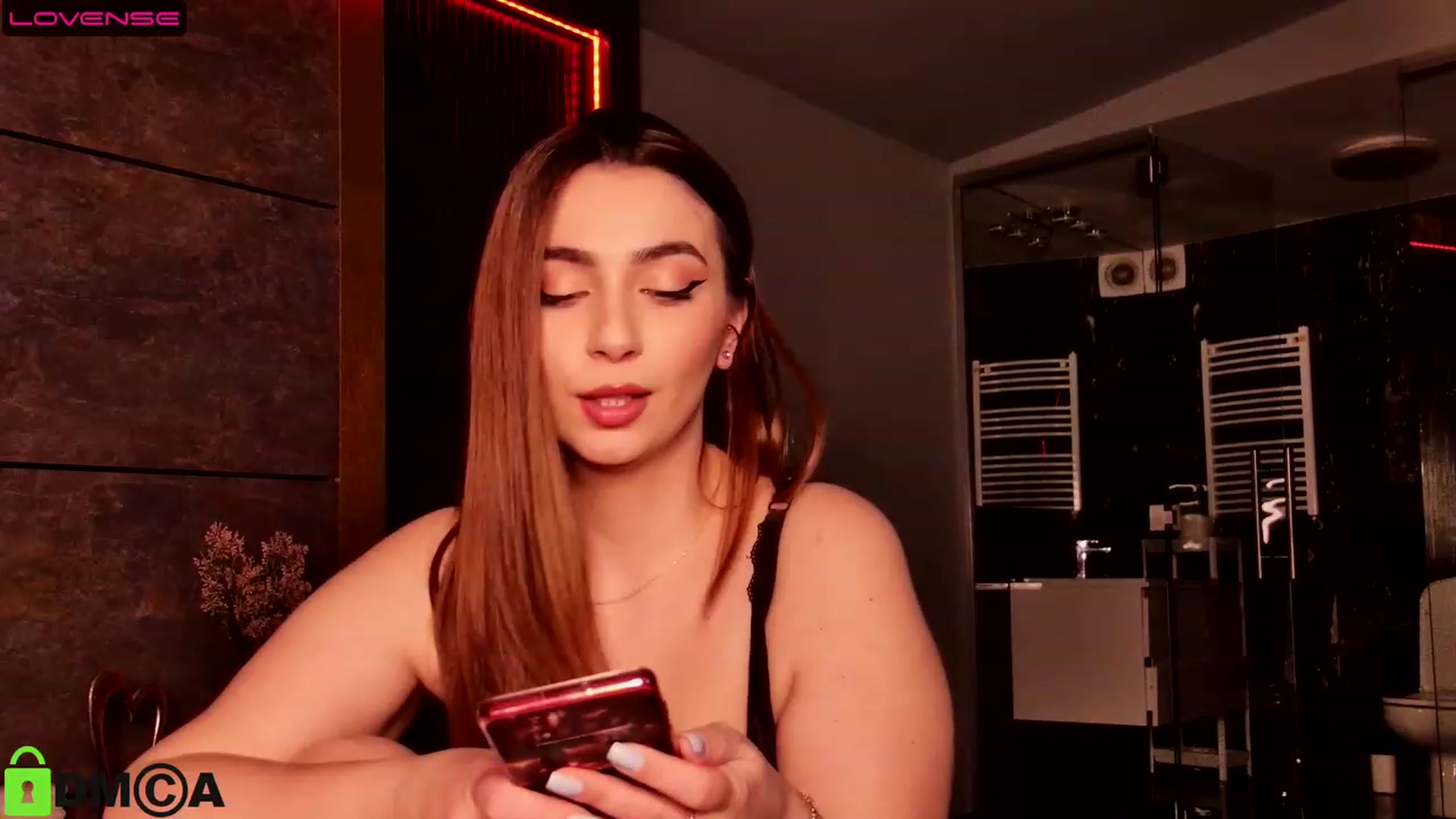 Gallery image thumbnail from MiaKroft's myfreecams stream on, 05/01/2023, 13:52 image 18 of 20