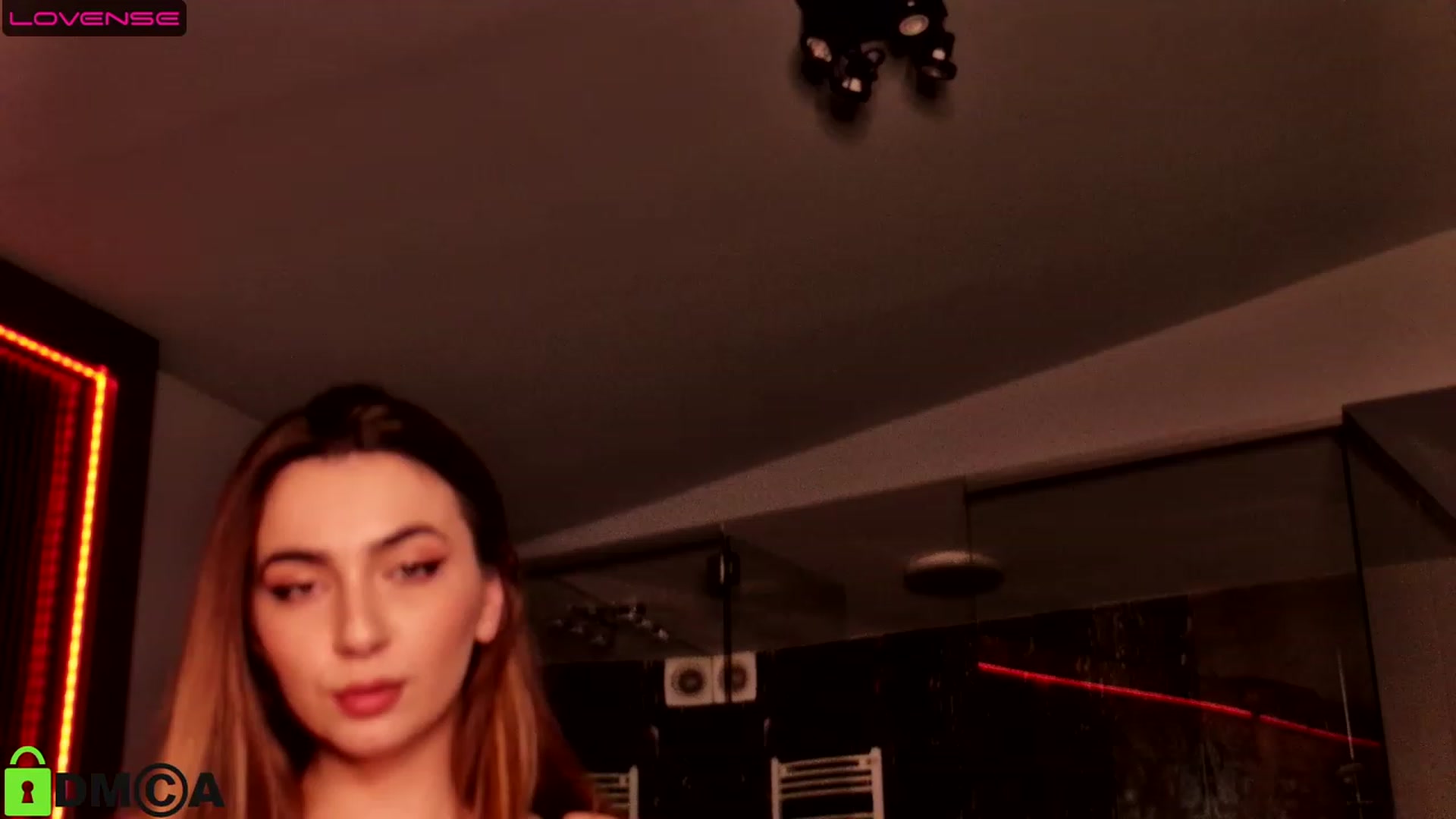 Gallery image thumbnail from MiaKroft's myfreecams stream on, 05/01/2023, 13:52 image 11 of 20