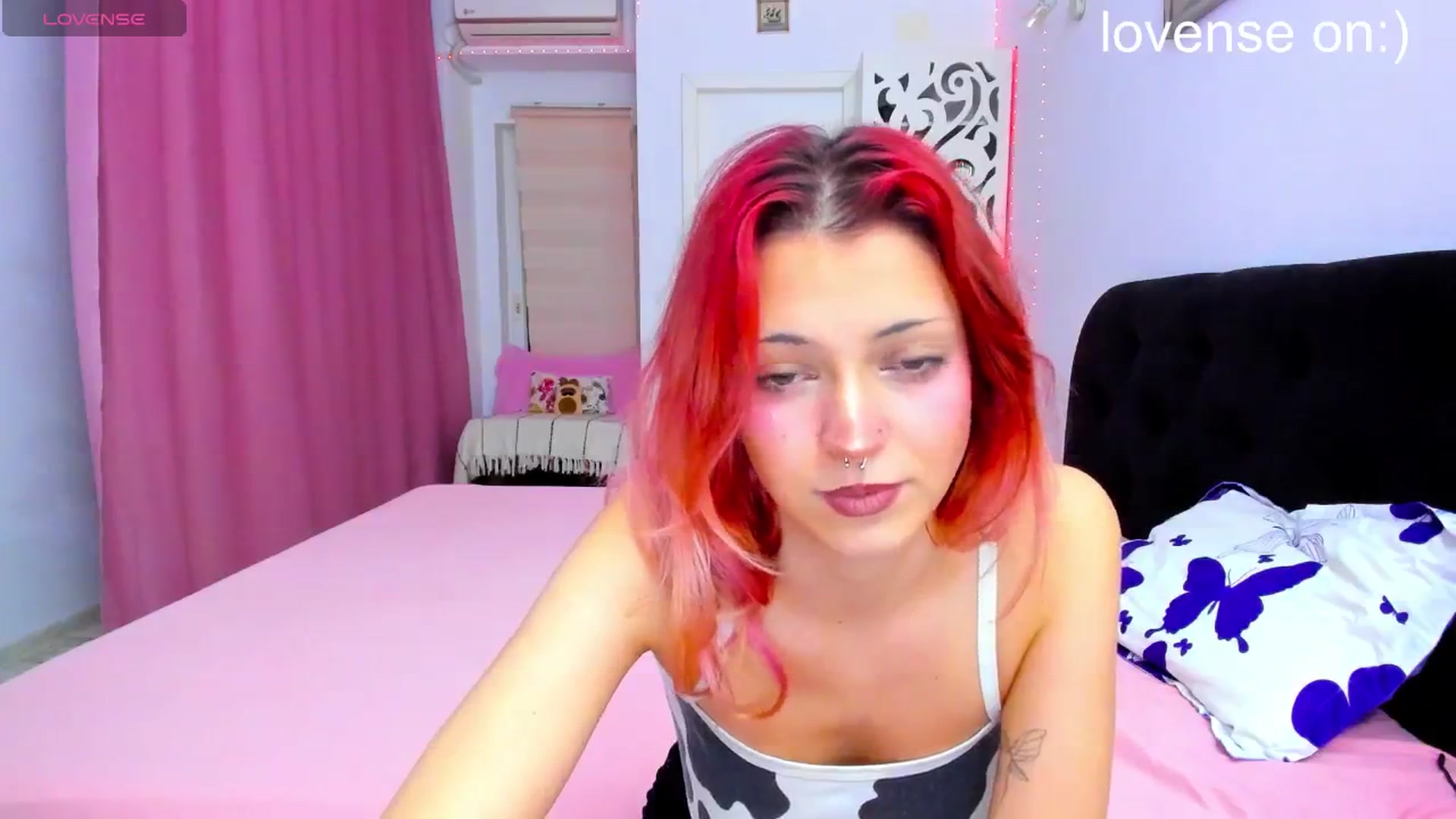 Gallery image thumbnail from MiaMagicc's myfreecams stream on, 11/17/2025, 21:16 image 13 of 20