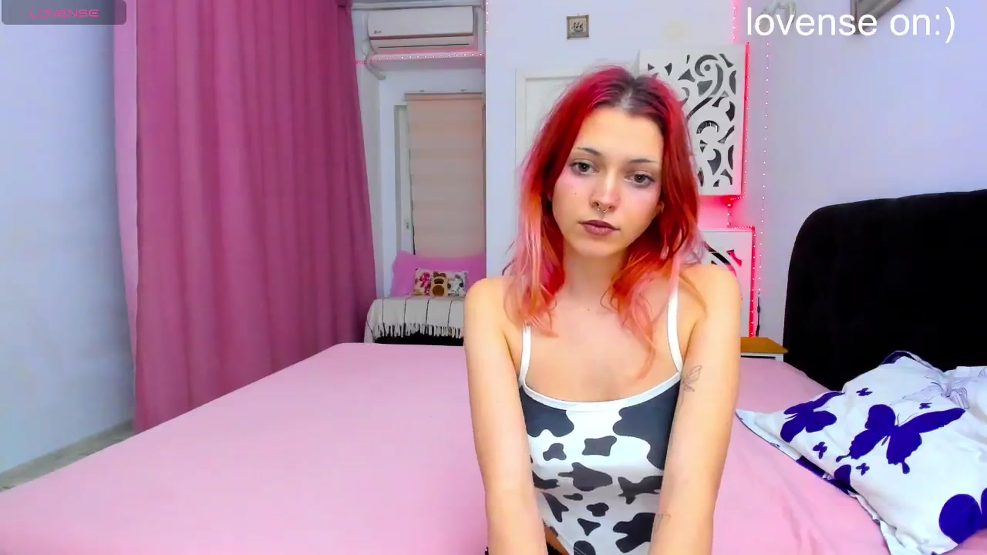 Gallery image thumbnail from MiaMagicc's myfreecams stream on, 11/18/2025, 02:47 image 10 of 20