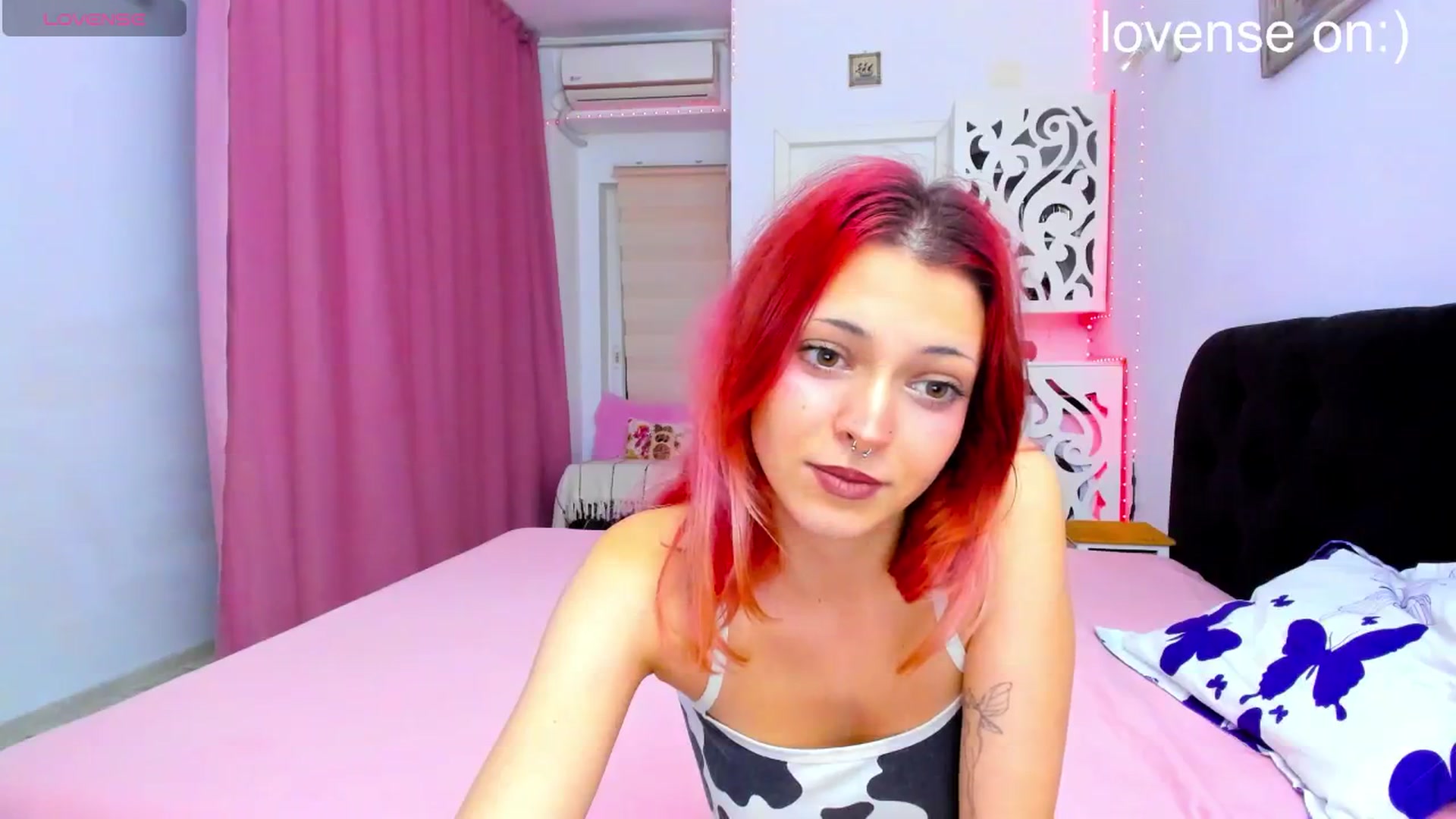 Gallery image thumbnail from MiaMagicc's myfreecams stream on, 11/18/2025, 03:02 image 7 of 20