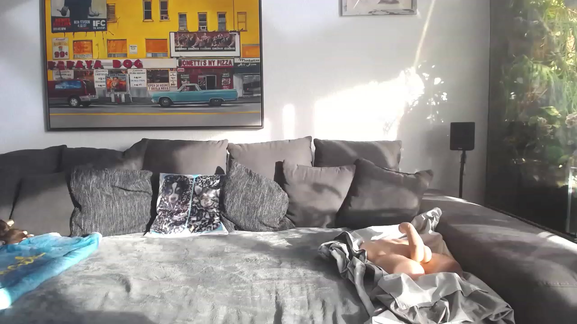 Gallery image thumbnail from MiaMaxxx's myfreecams stream on, 01/03/2023, 12:23 image 17 of 20