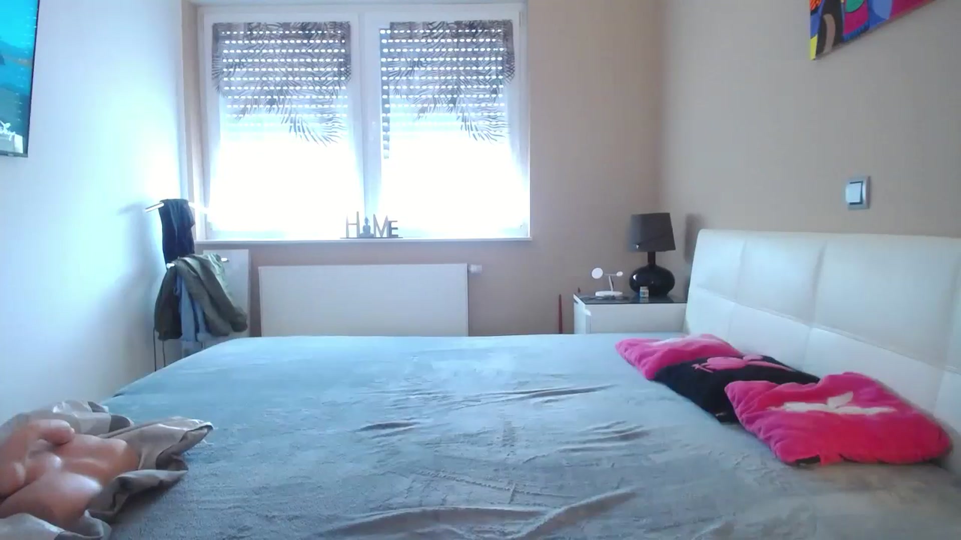 Gallery image thumbnail from MiaMaxxx's myfreecams stream on, 09/25/2024, 10:22 image 6 of 20