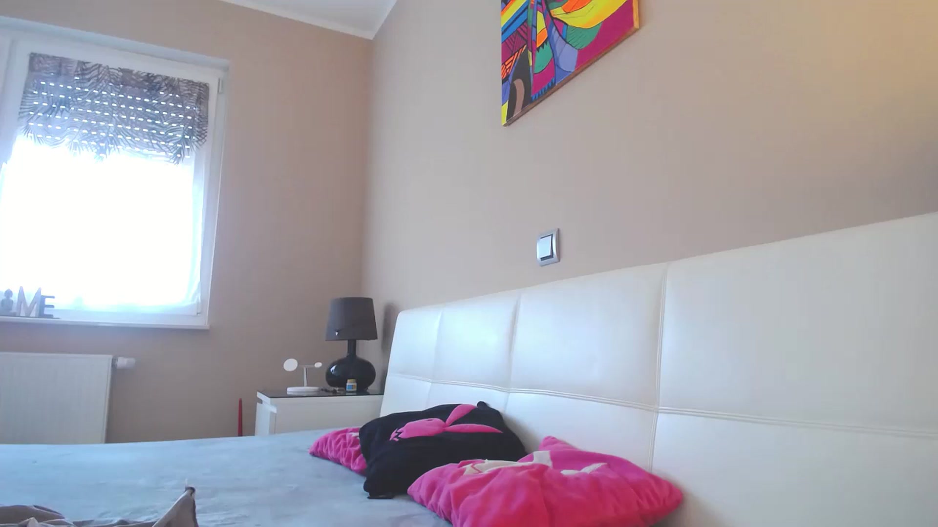 Gallery image thumbnail from MiaMaxxx's myfreecams stream on, 10/15/2024, 10:47 image 14 of 20