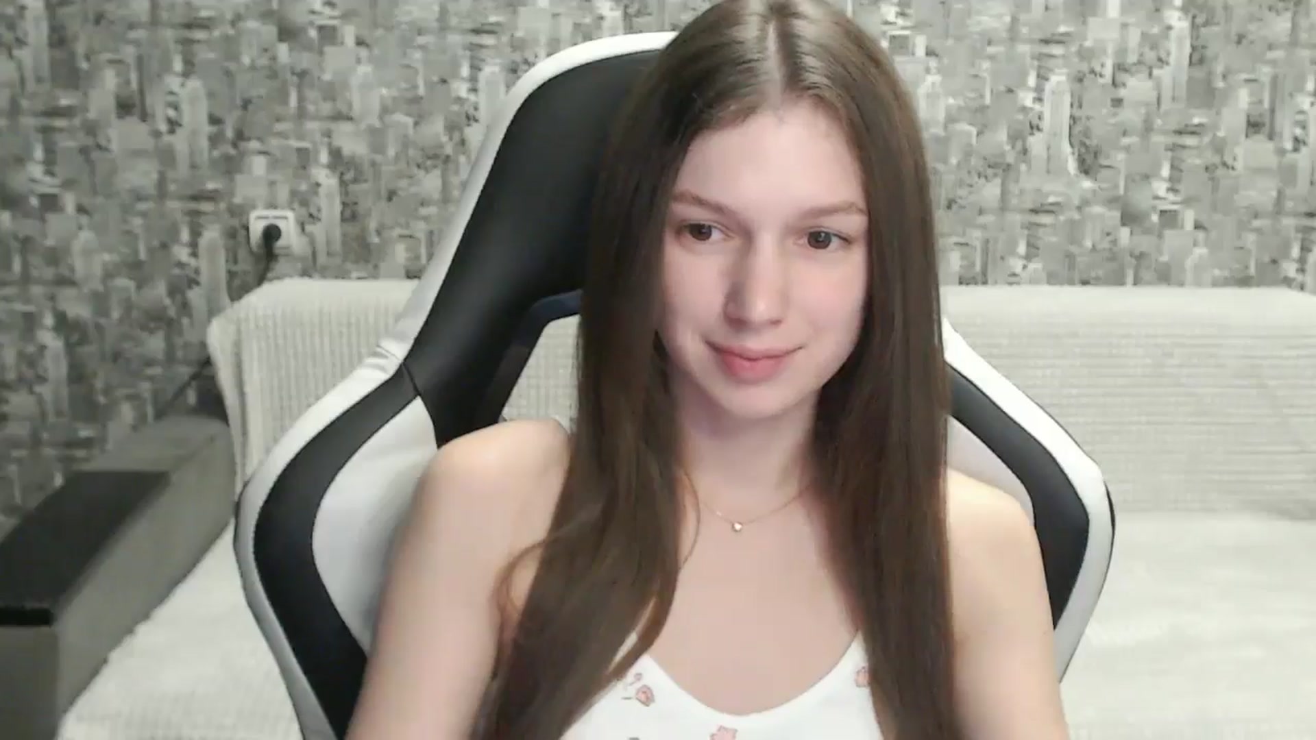 Gallery image thumbnail from MiaMislis's myfreecams stream on, 08/25/2025, 11:50 image 15 of 20