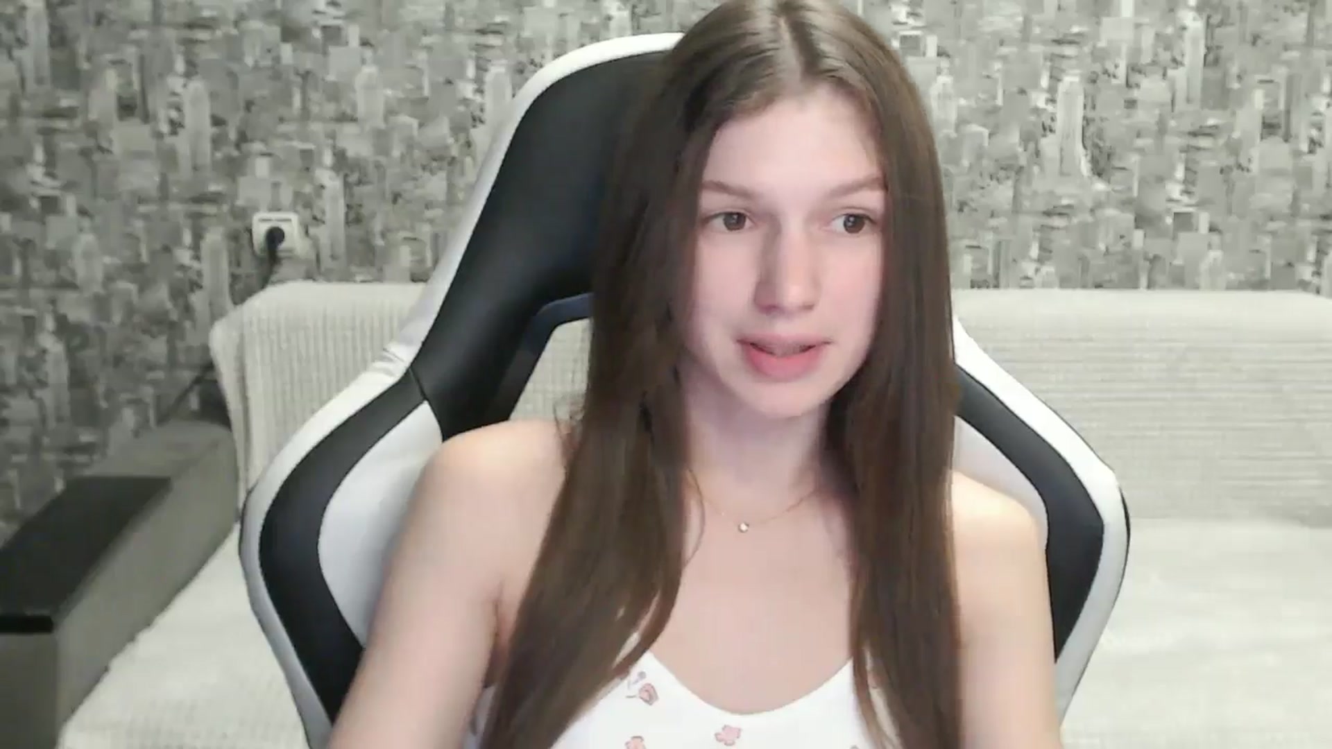 Gallery image thumbnail from MiaMislis's myfreecams stream on, 08/25/2025, 11:50 image 4 of 20
