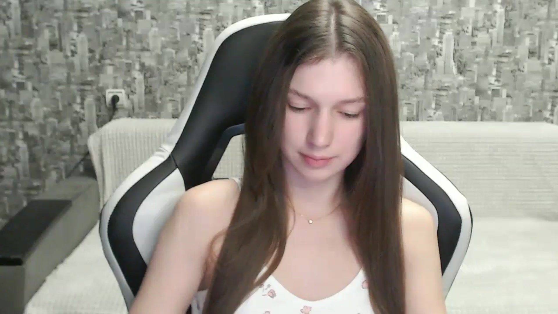 Gallery image thumbnail from MiaMislis's myfreecams stream on, 08/25/2025, 11:50 image 13 of 20