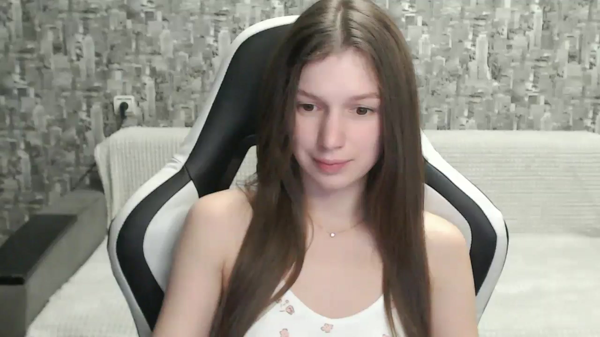 Gallery image thumbnail from MiaMislis's myfreecams stream on, 08/25/2025, 11:50 image 7 of 20