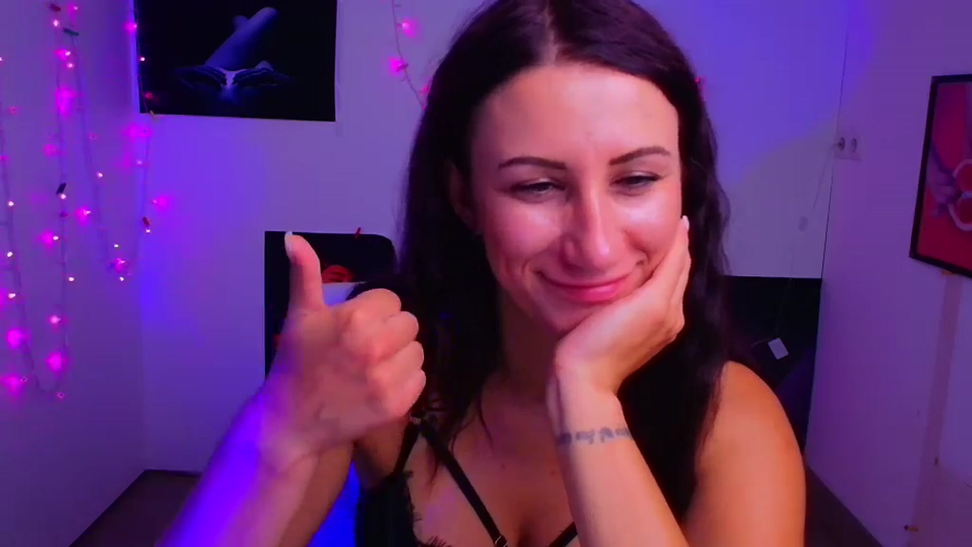 Gallery image thumbnail from MiaMiss's myfreecams stream on, 09/14/2024, 21:23 image 13 of 20