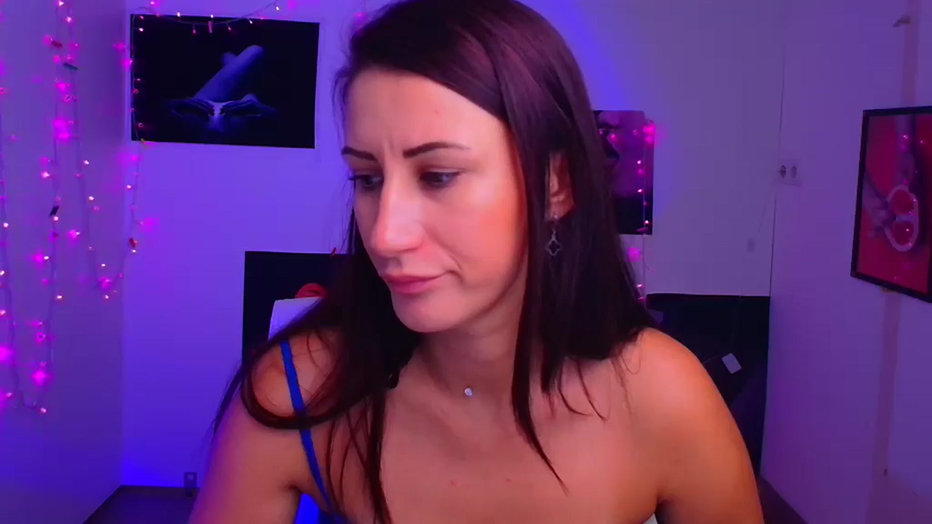 Gallery image thumbnail from MiaMiss's myfreecams stream on, 09/17/2024, 13:33 image 6 of 20