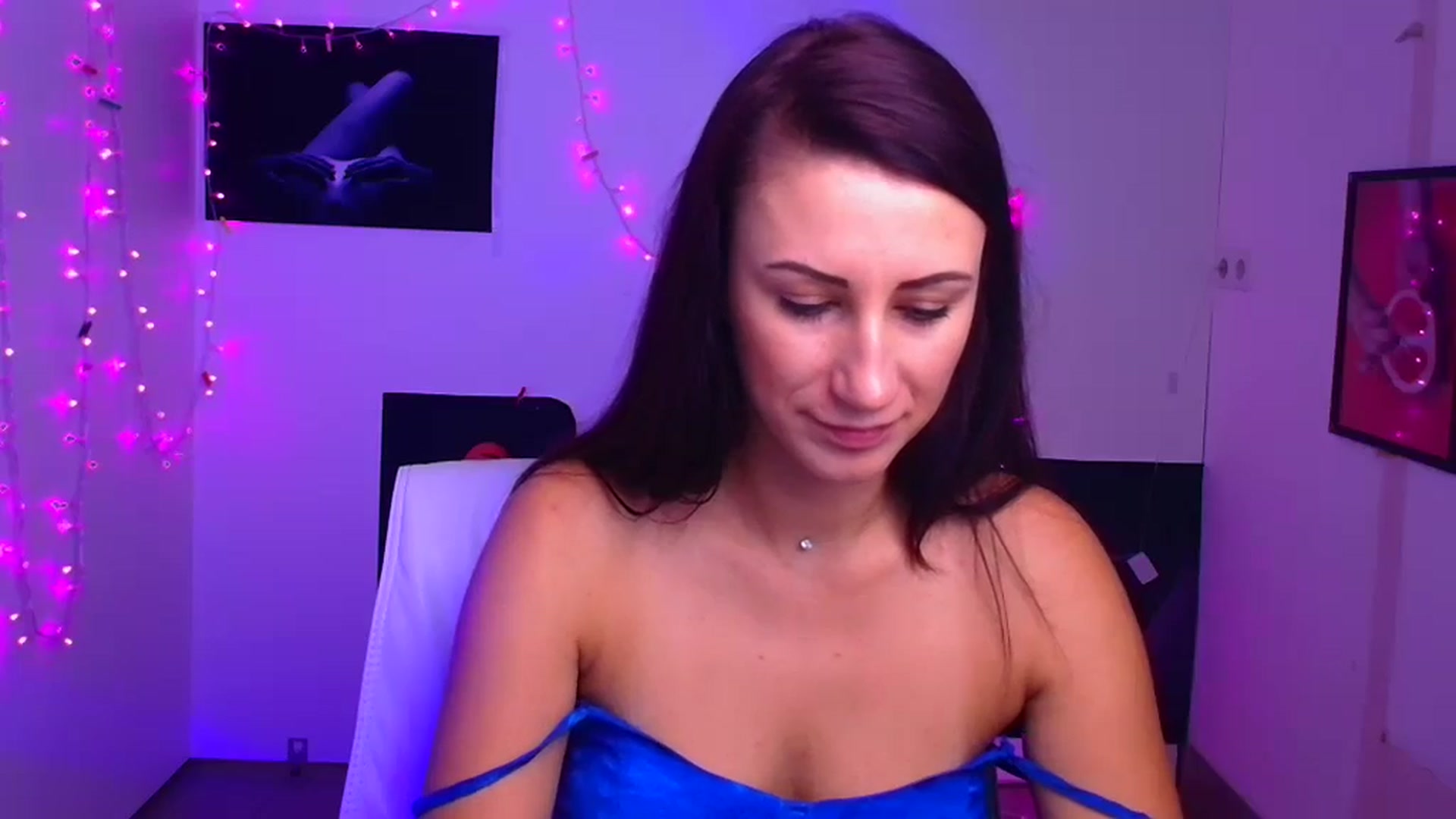 Gallery image thumbnail from MiaMiss's myfreecams stream on, 09/17/2024, 13:33 image 9 of 20