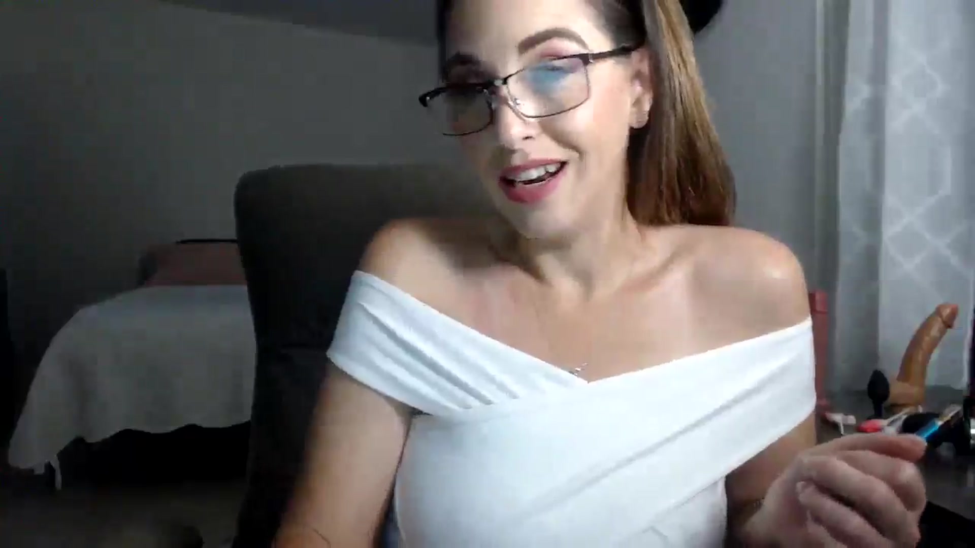 Gallery image thumbnail from MiaMoris's myfreecams stream on, 09/23/2025, 08:18 image 3 of 20