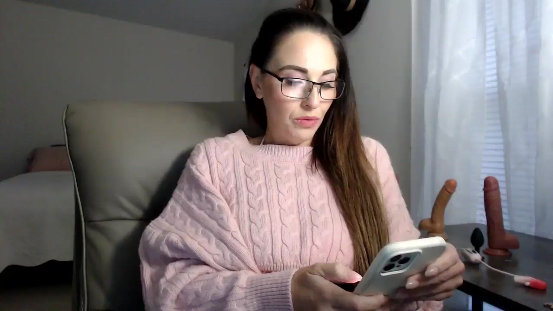Gallery image thumbnail from MiaMoris's myfreecams stream on, 09/23/2025, 23:02 image 19 of 20
