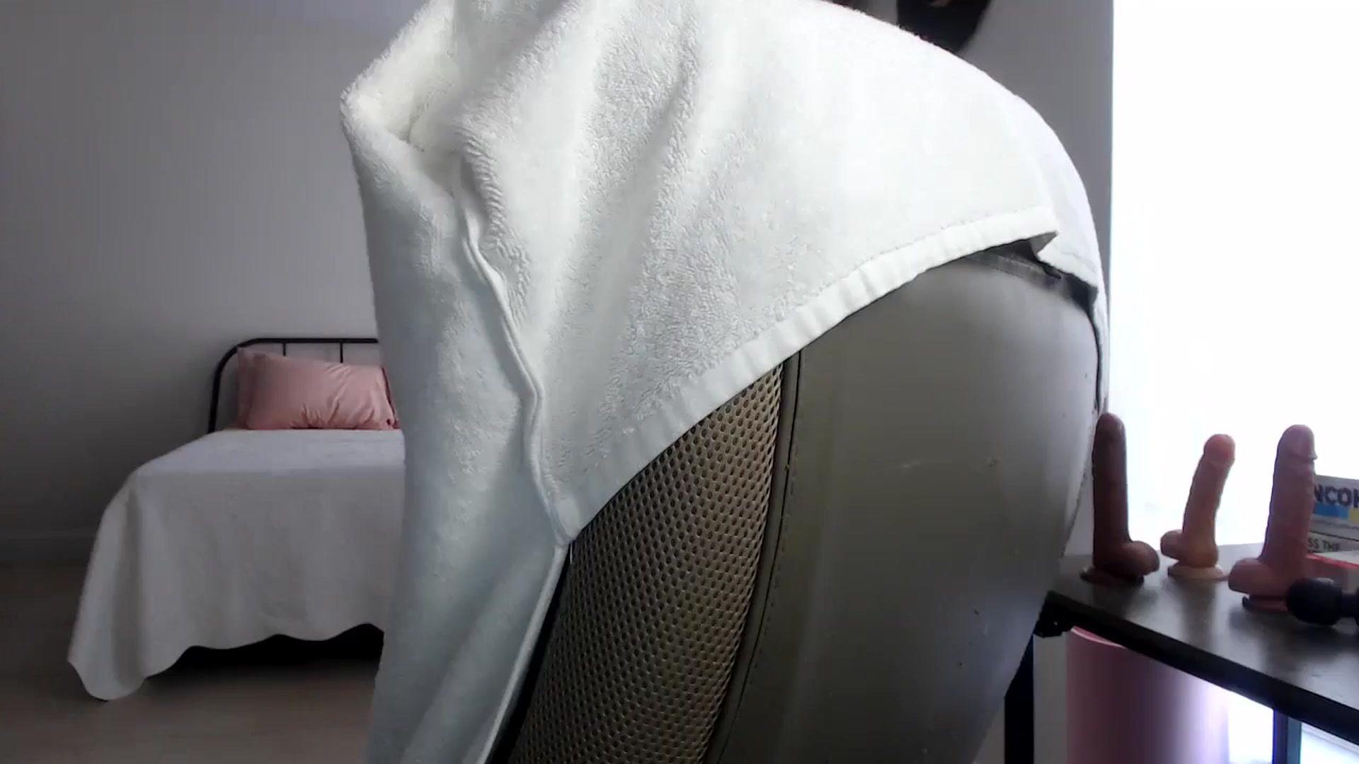 Gallery image thumbnail from MiaMoris's myfreecams stream on, 10/15/2025, 20:22 image 1 of 20