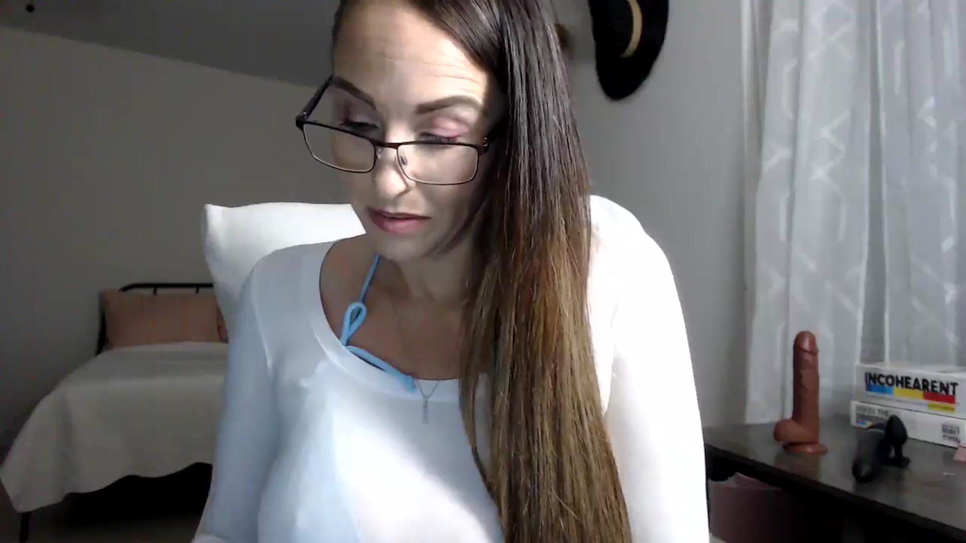 Gallery image thumbnail from MiaMoris's myfreecams stream on, 10/21/2025, 24:55 image 13 of 20