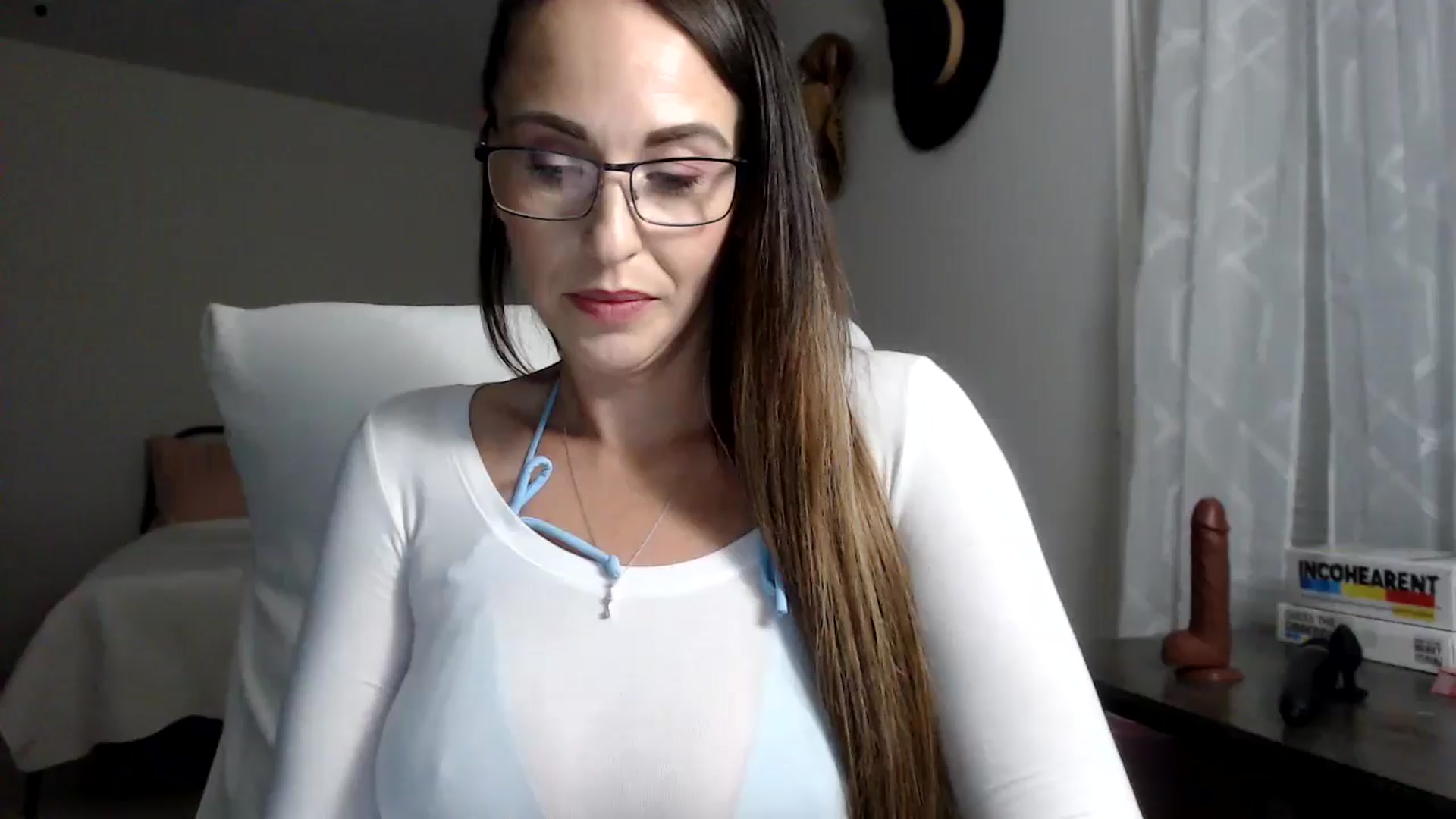 Gallery image thumbnail from MiaMoris's myfreecams stream on, 10/21/2025, 24:55 image 15 of 20