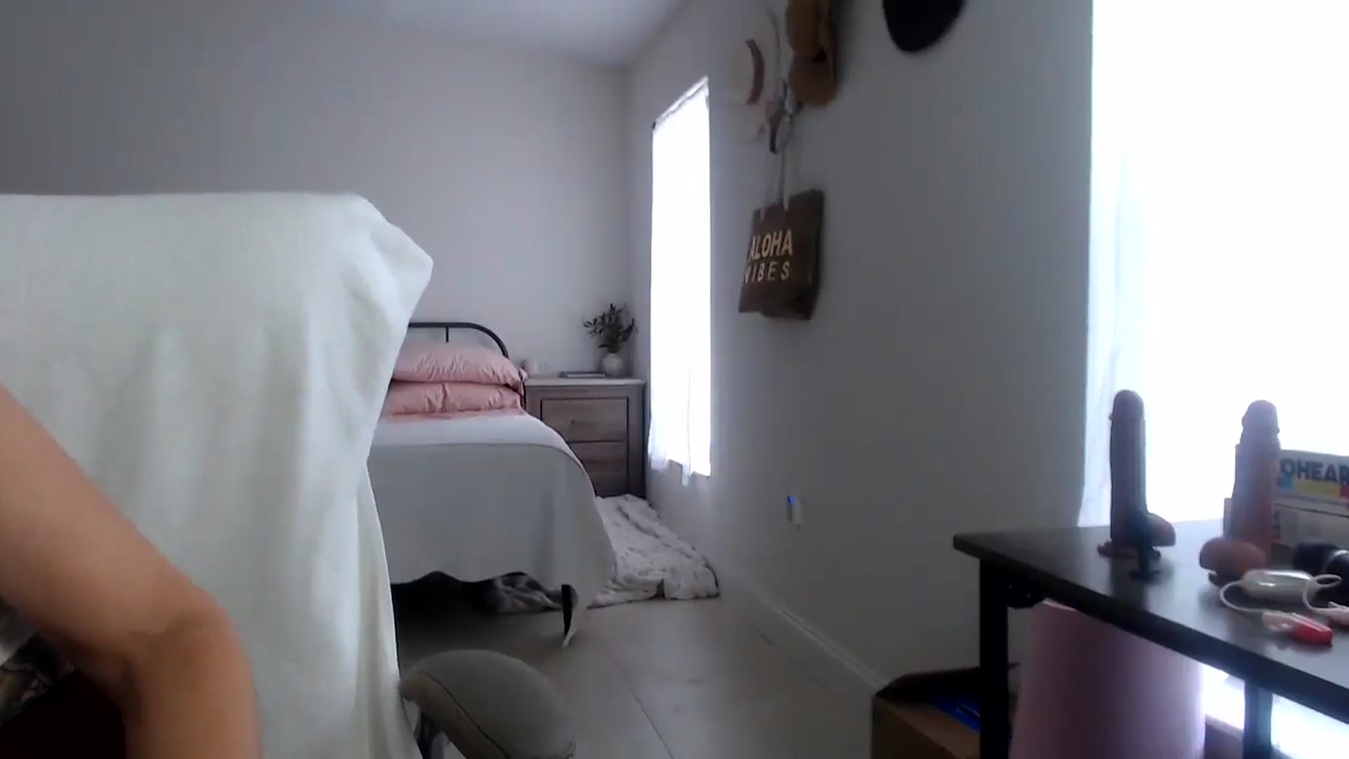 Gallery image thumbnail from MiaMoris's myfreecams stream on, 10/24/2025, 17:59 image 12 of 20