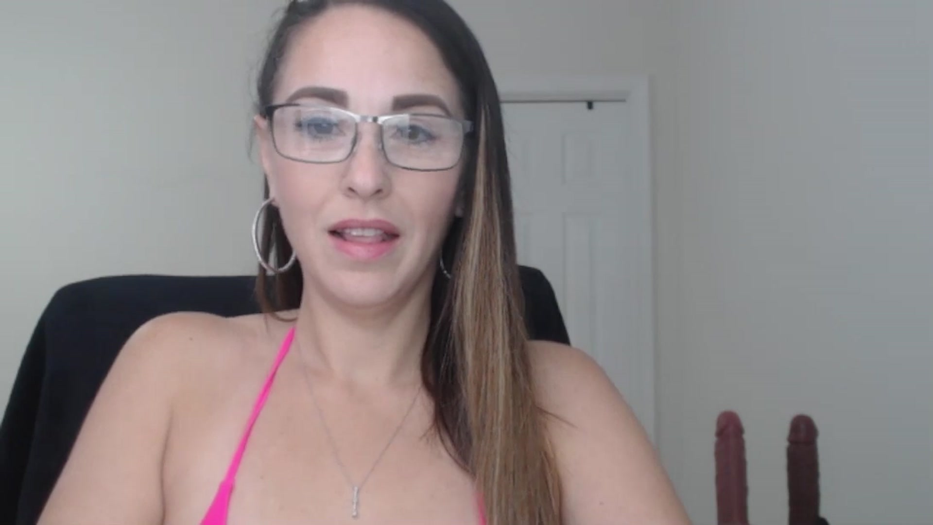 Gallery image thumbnail from MiaMoris's myfreecams stream on, 12/17/2025, 17:55 image 2 of 20