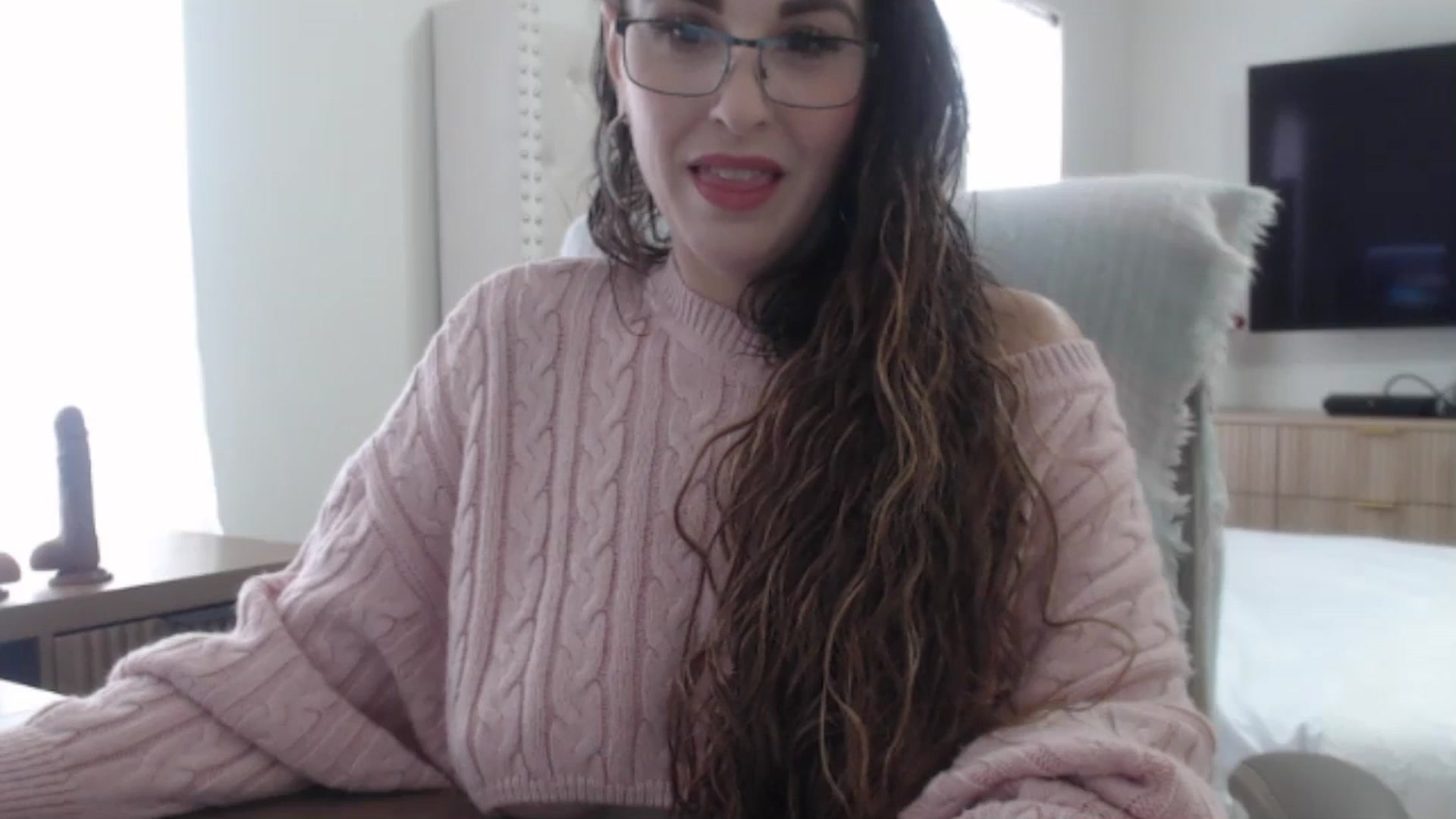 Gallery image thumbnail from MiaMoris's myfreecams stream on, 01/13/2026, 20:23 image 11 of 20
