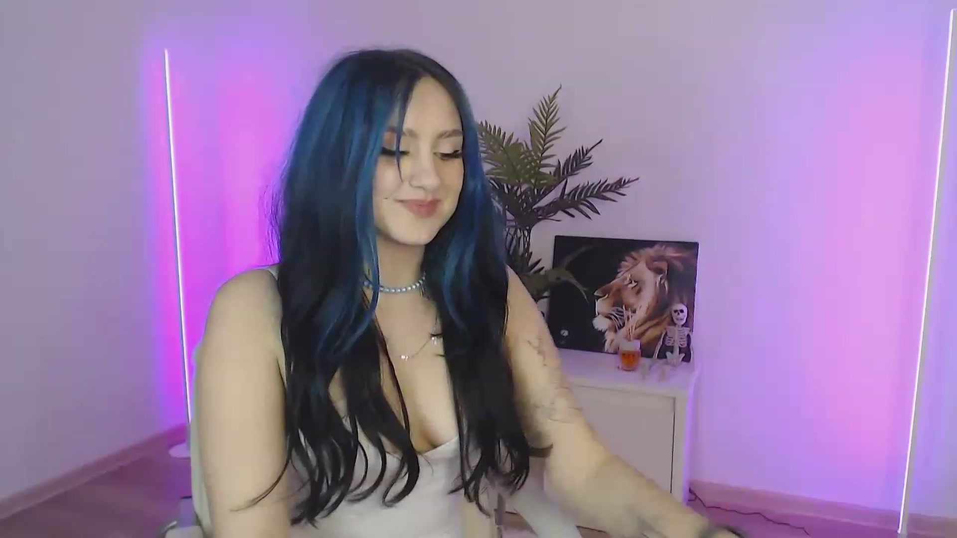 Gallery image thumbnail from MiaPhaola's myfreecams stream on, 11/14/2022, 14:51 image 18 of 20