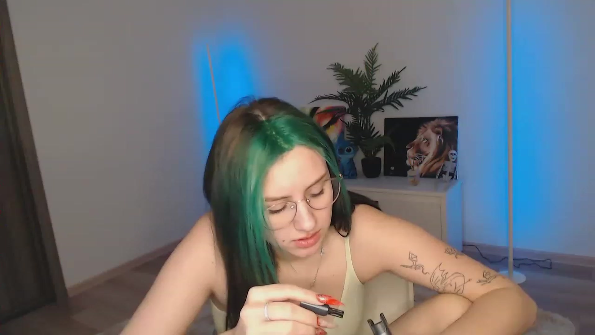 Gallery image thumbnail from MiaPhaola's myfreecams stream on, 12/04/2022, 09:07 image 9 of 20