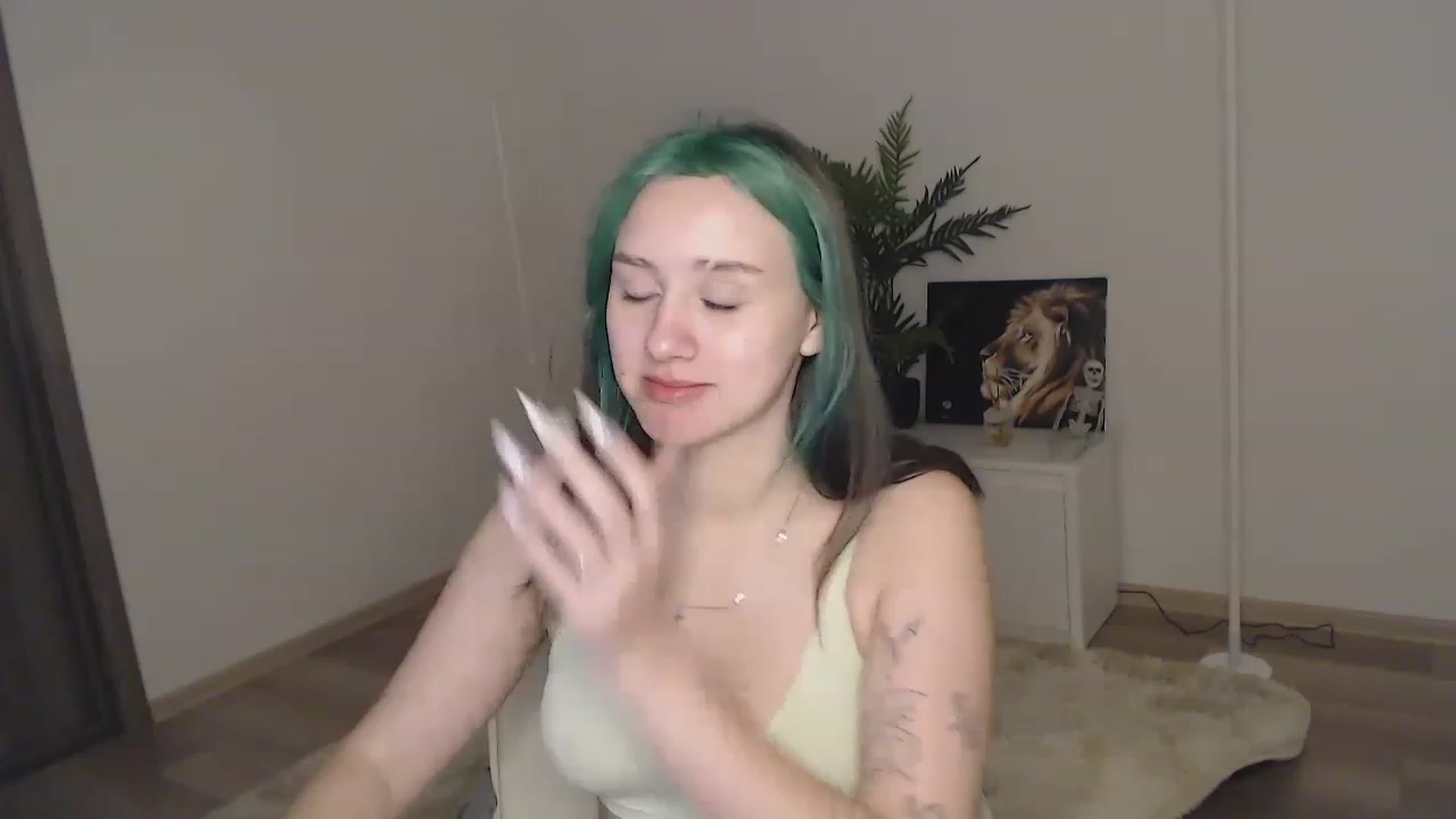 Gallery image thumbnail from MiaPhaola's myfreecams stream on, 12/04/2022, 09:26 image 2 of 20