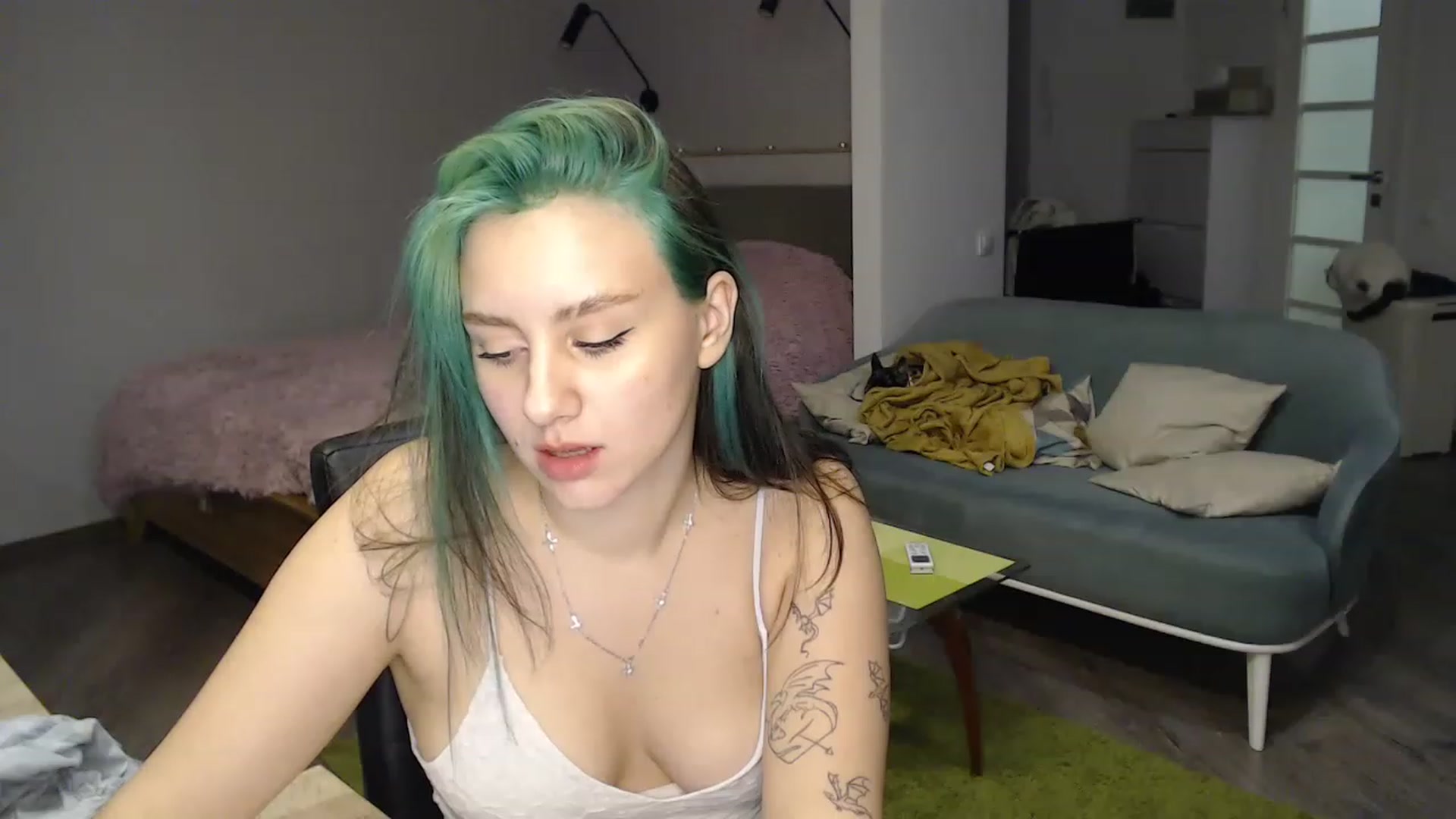 Gallery image thumbnail from MiaPhaola's myfreecams stream on, 12/08/2022, 11:18 image 8 of 20